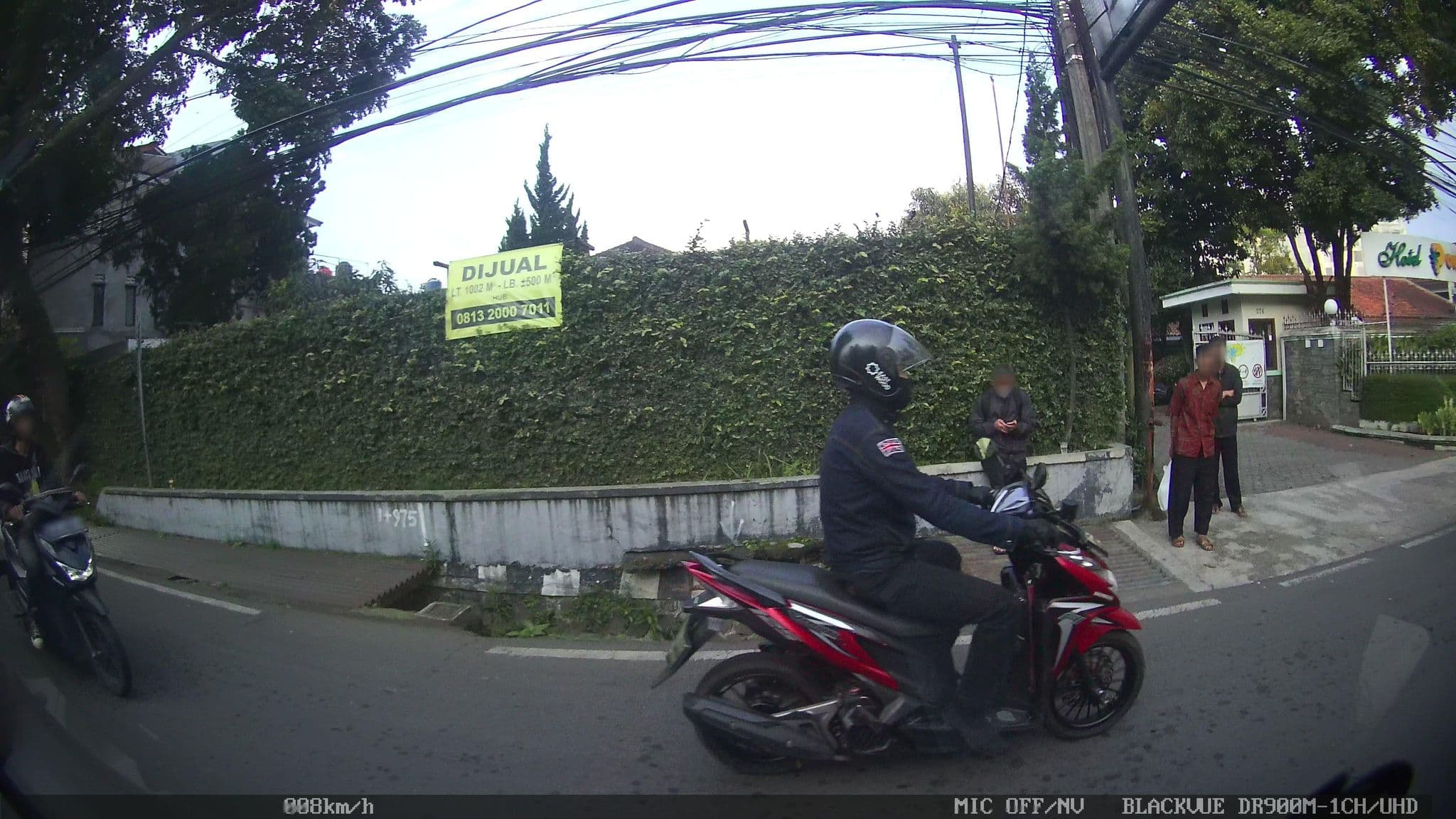 Street view near Oude Bandung Guesthouse, Cimahi — © kaart5 (CC BY-SA · Mapillary)