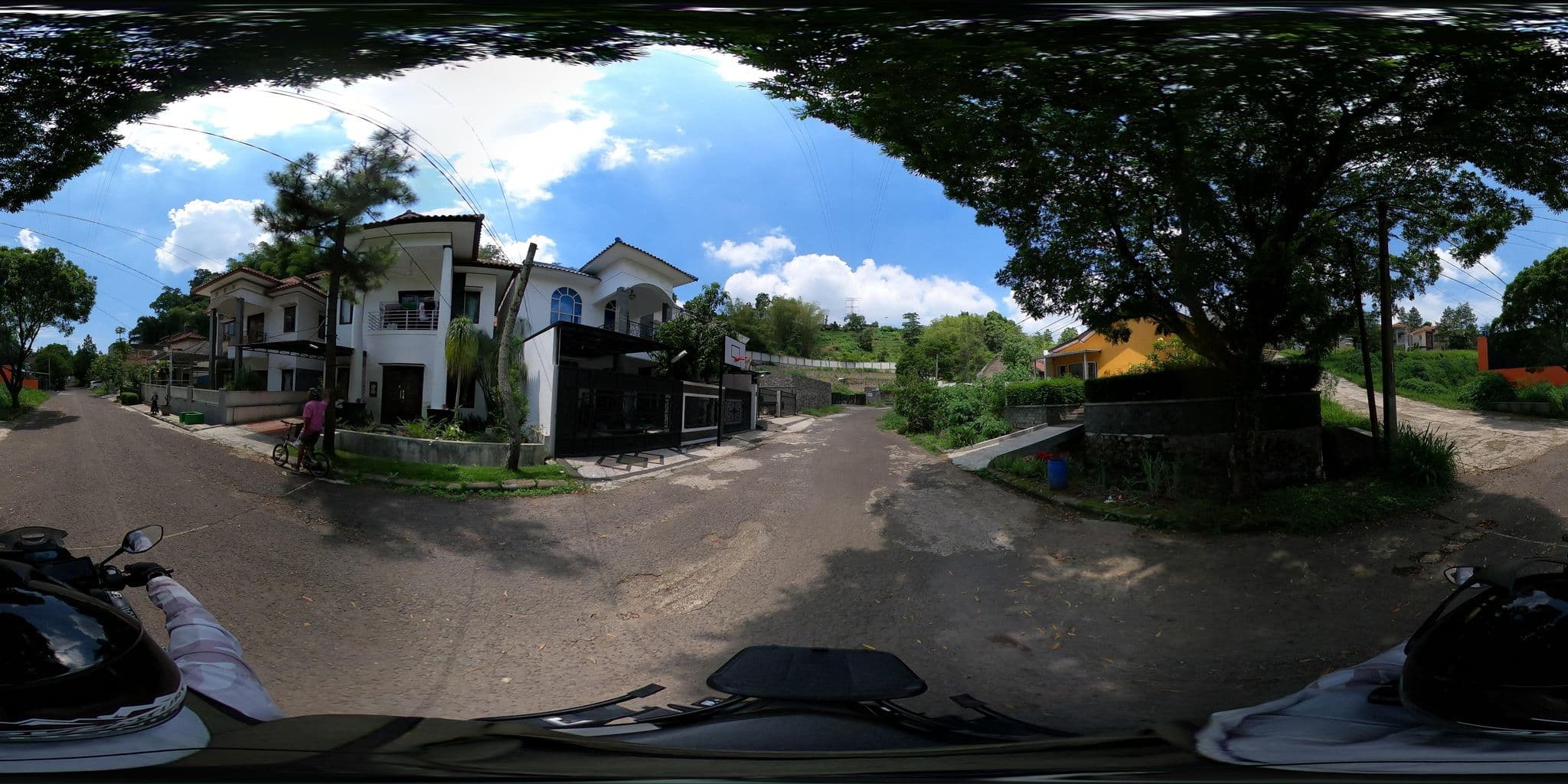 Street view near villa roemi, Cimahi — © Kaart_Local (CC BY-SA · Mapillary)