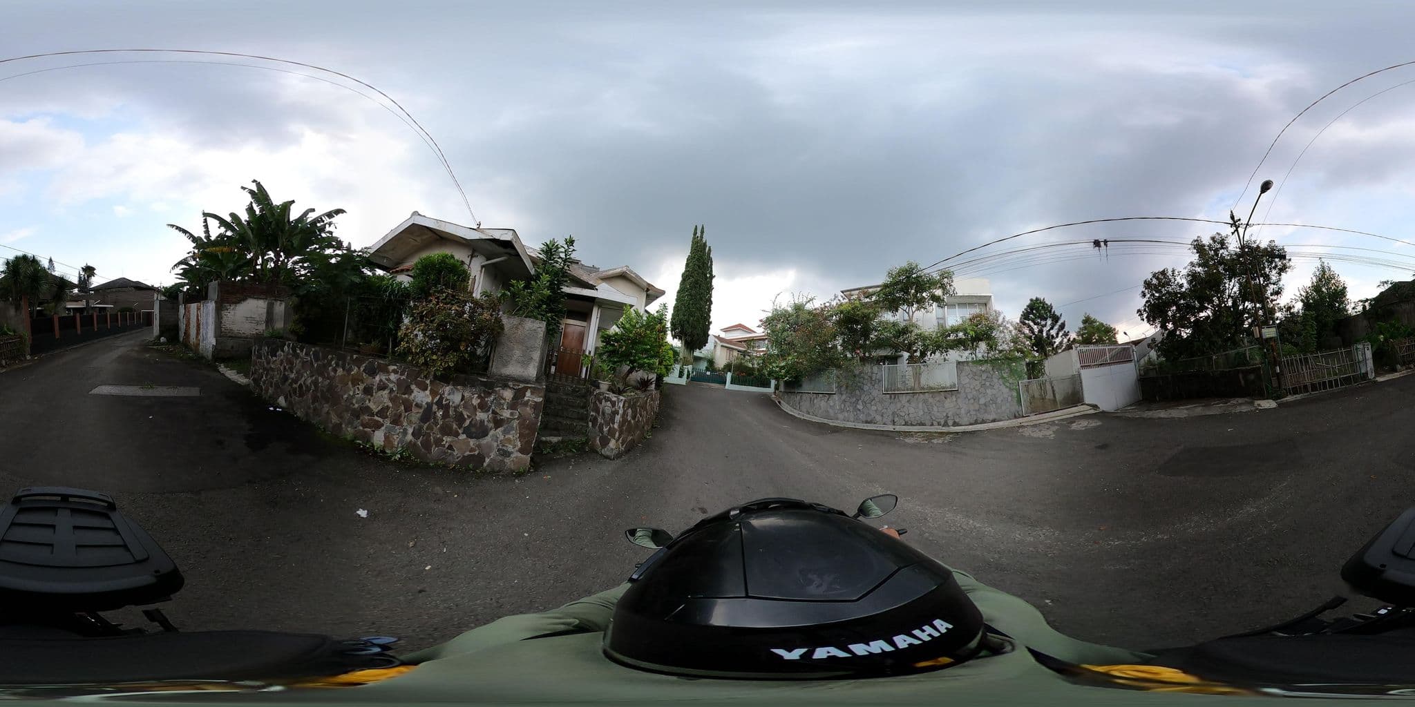 Street view near Kamar 205 Green Hill UNIVERSAL Hotel, Bandung, Lembang — © Kaart_Local (CC BY-SA · Mapillary)