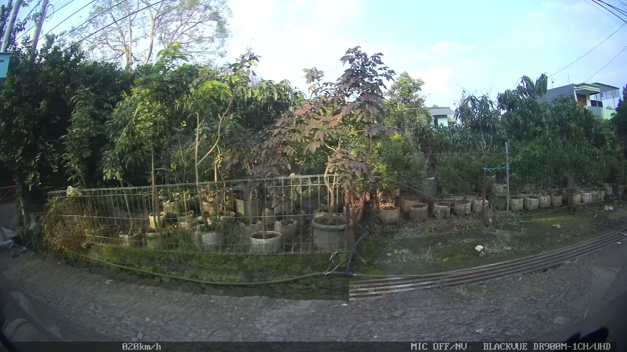 Street view near Blackbird Hotel, Lembang — © kaart5 (CC BY-SA · Mapillary)
