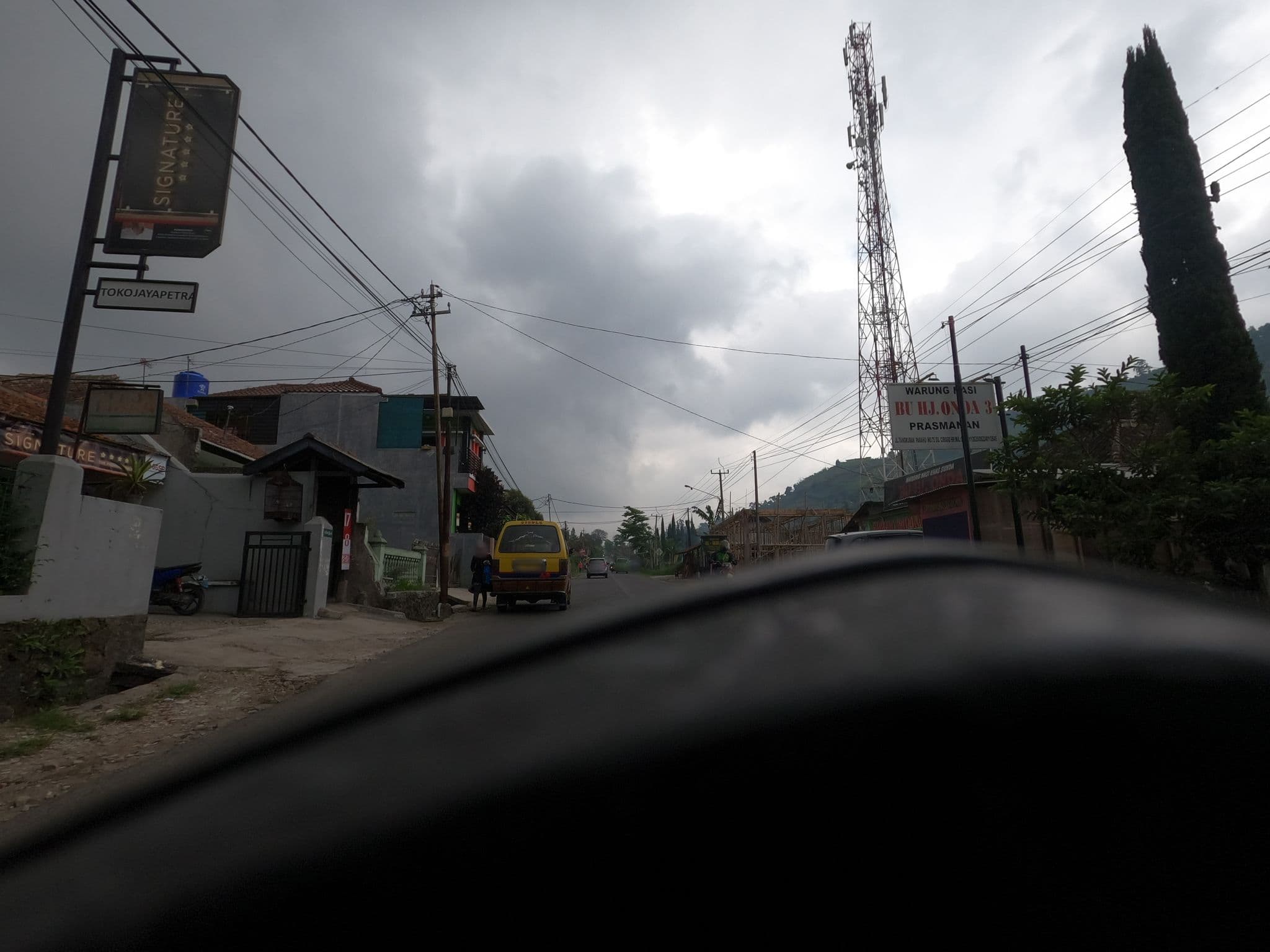 Street view near Narima Indah Hotel and Conference, Lembang — © addharuery (CC BY-SA · Mapillary)