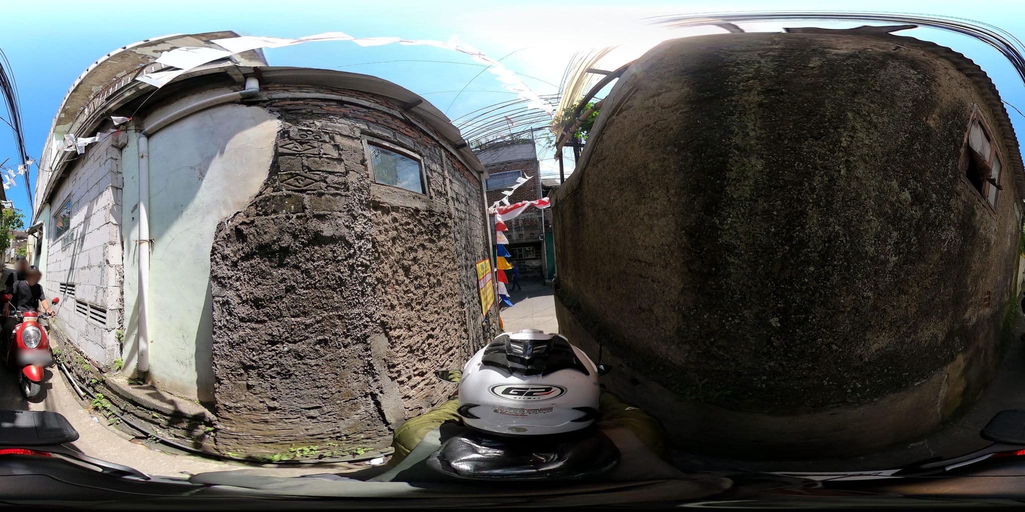 Street view near Hotel Banjarsari, Bandung — © Kaart_Local (CC BY-SA · Mapillary)