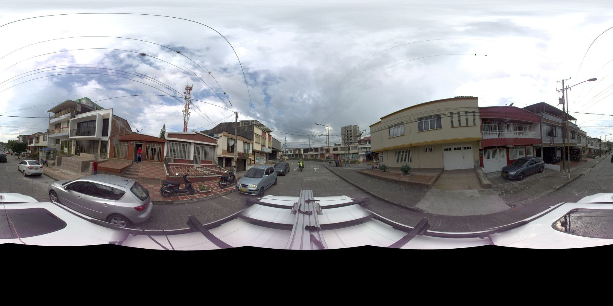 Street view near Brisas del Granada, Armenia — © sarahantos (CC BY-SA · Mapillary)