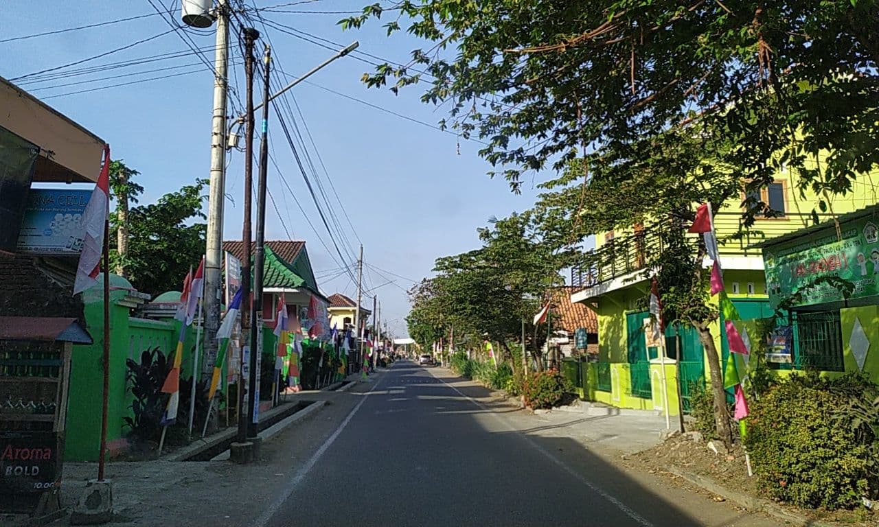 Street view near Kamarku, Cilacap — © roadroid (CC BY-SA · Mapillary)