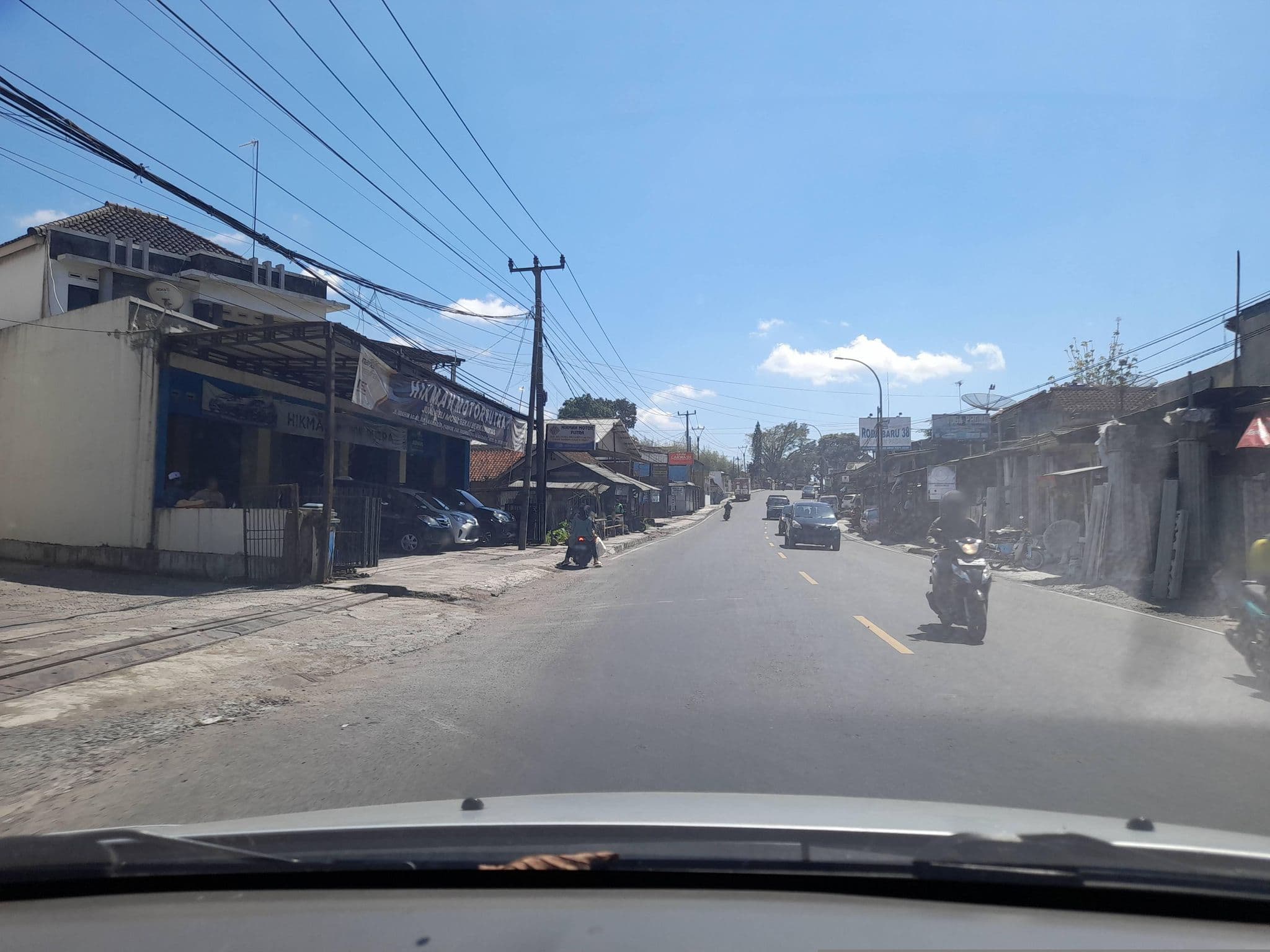 Street view near Fanny beach in hotel, Tasikmalaya — © Kaart_Local (CC BY-SA · Mapillary)