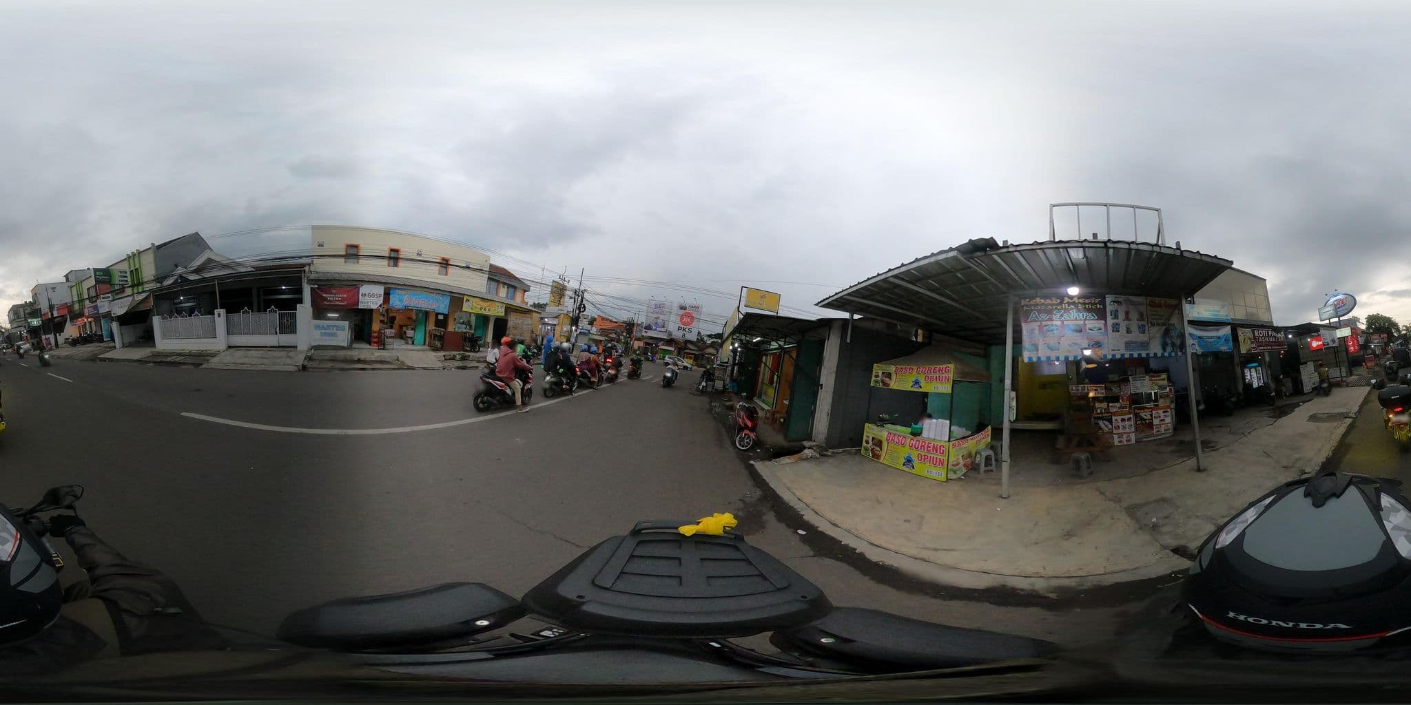 Street view near RedDoorz, Tasikmalaya — © Kaart_Local (CC BY-SA · Mapillary)