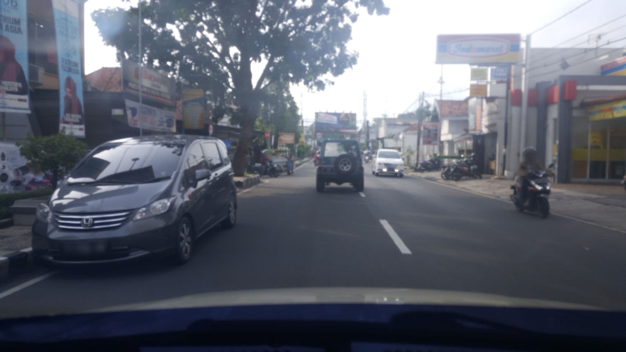 Street view near Widuri Hotel, Tasikmalaya — © fauzirachman (CC BY-SA · Mapillary)