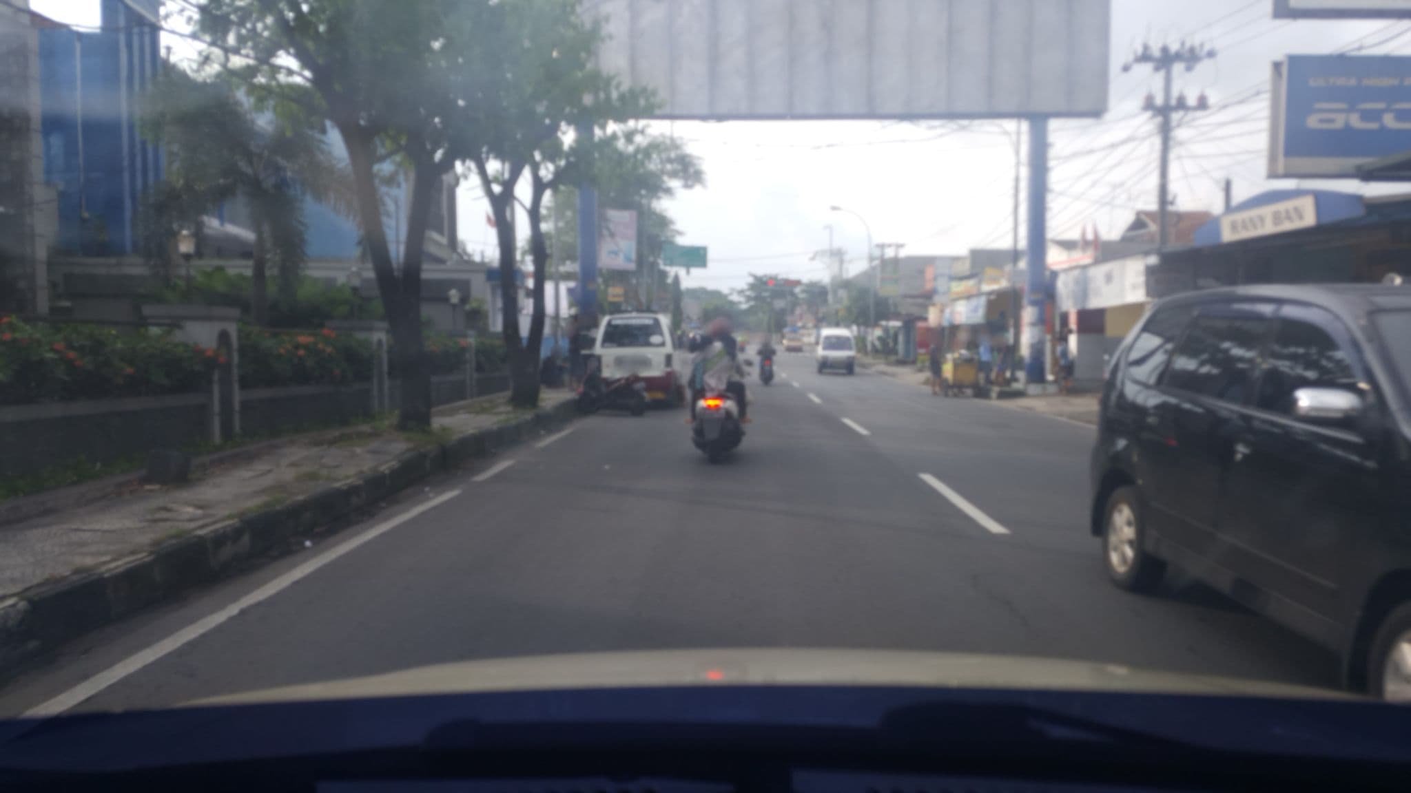 Street view near Hotel Ramayana, Tasikmalaya — © fauzirachman (CC BY-SA · Mapillary)
