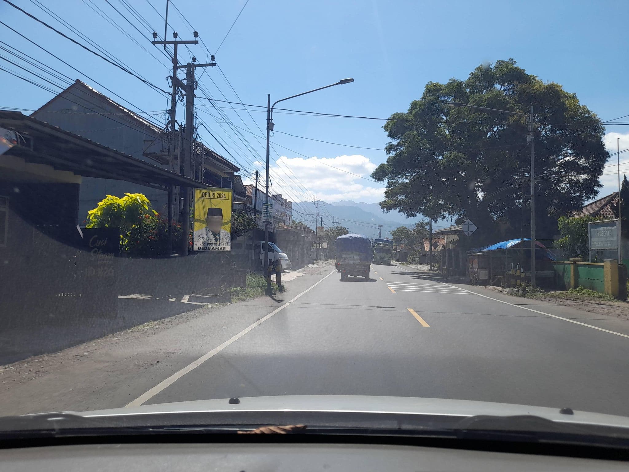 Street view near Ariandri Boutique Hotel, Rajapolah — © Kaart_Local (CC BY-SA · Mapillary)