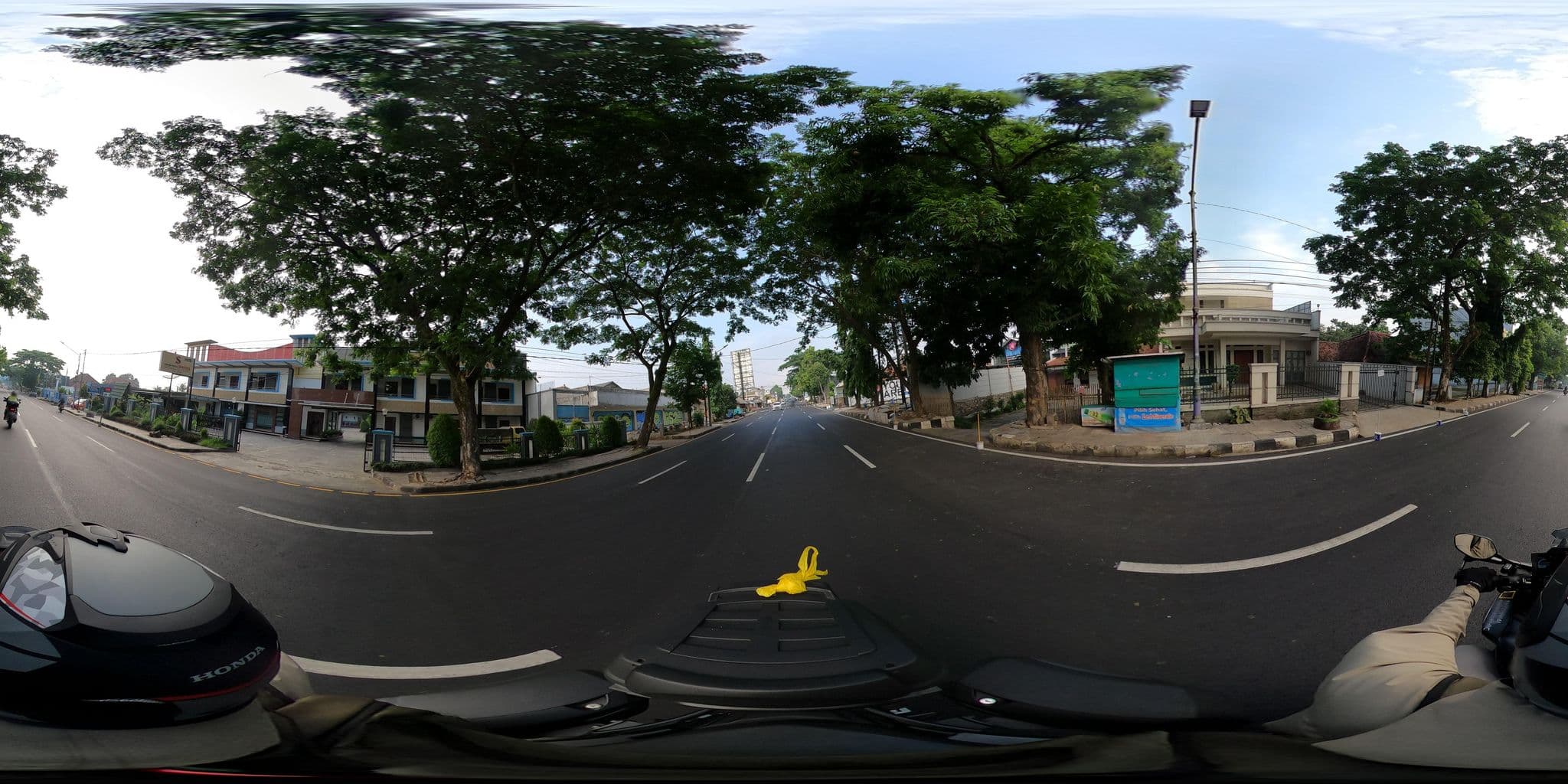 Street view near Hotel Santosa, Ciamis — © Kaart_Local (CC BY-SA · Mapillary)