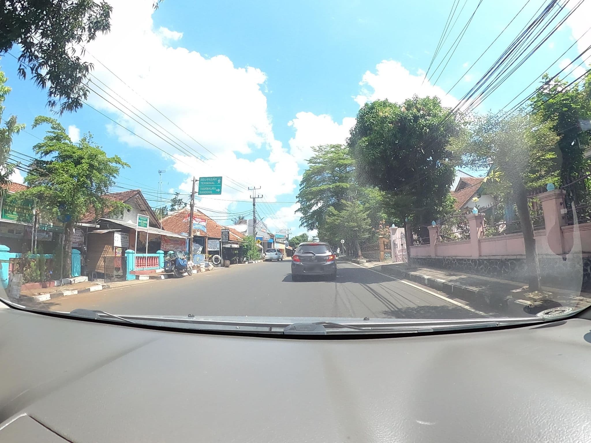 Street view near Wisma PGRI, Ciamis — © Kaart_Local (CC BY-SA · Mapillary)