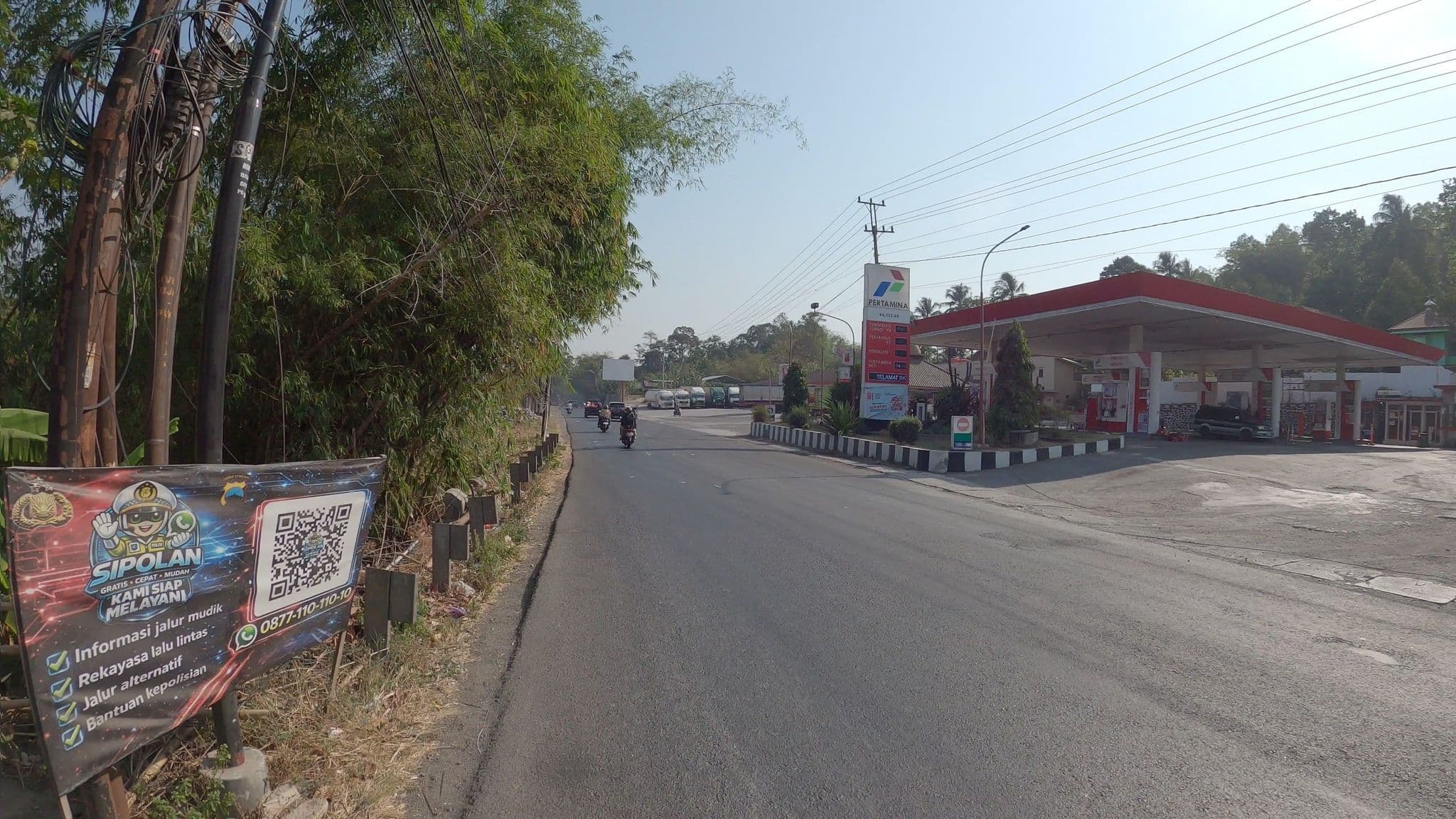 Street view near Dieng Kledung Pass Hotel, Margasari — © PSPPR_UGM (CC BY-SA · Mapillary)
