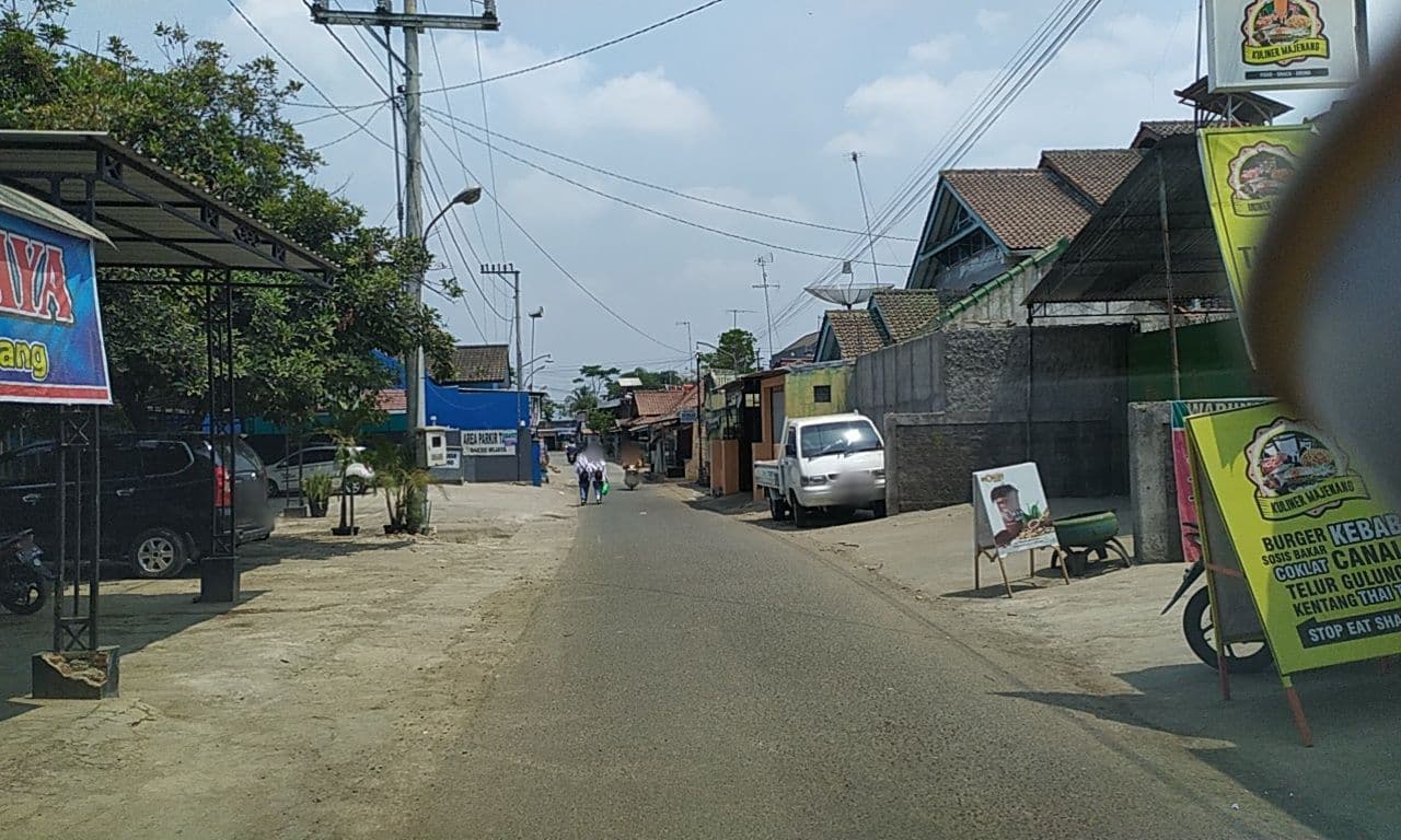 Street view near Hotel Kenanga Indah Majenang - Cilacap, Majenang — © roadroid (CC BY-SA · Mapillary)