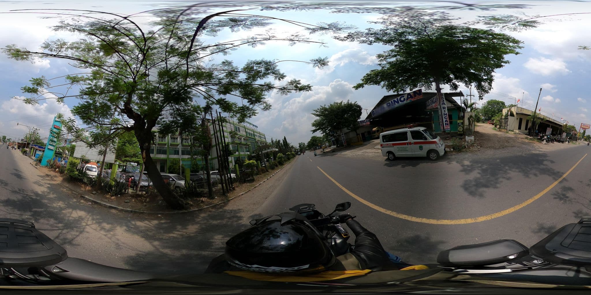 Street view near Swiss-Belhotel, Palimanan — © Kaart_Local (CC BY-SA · Mapillary)