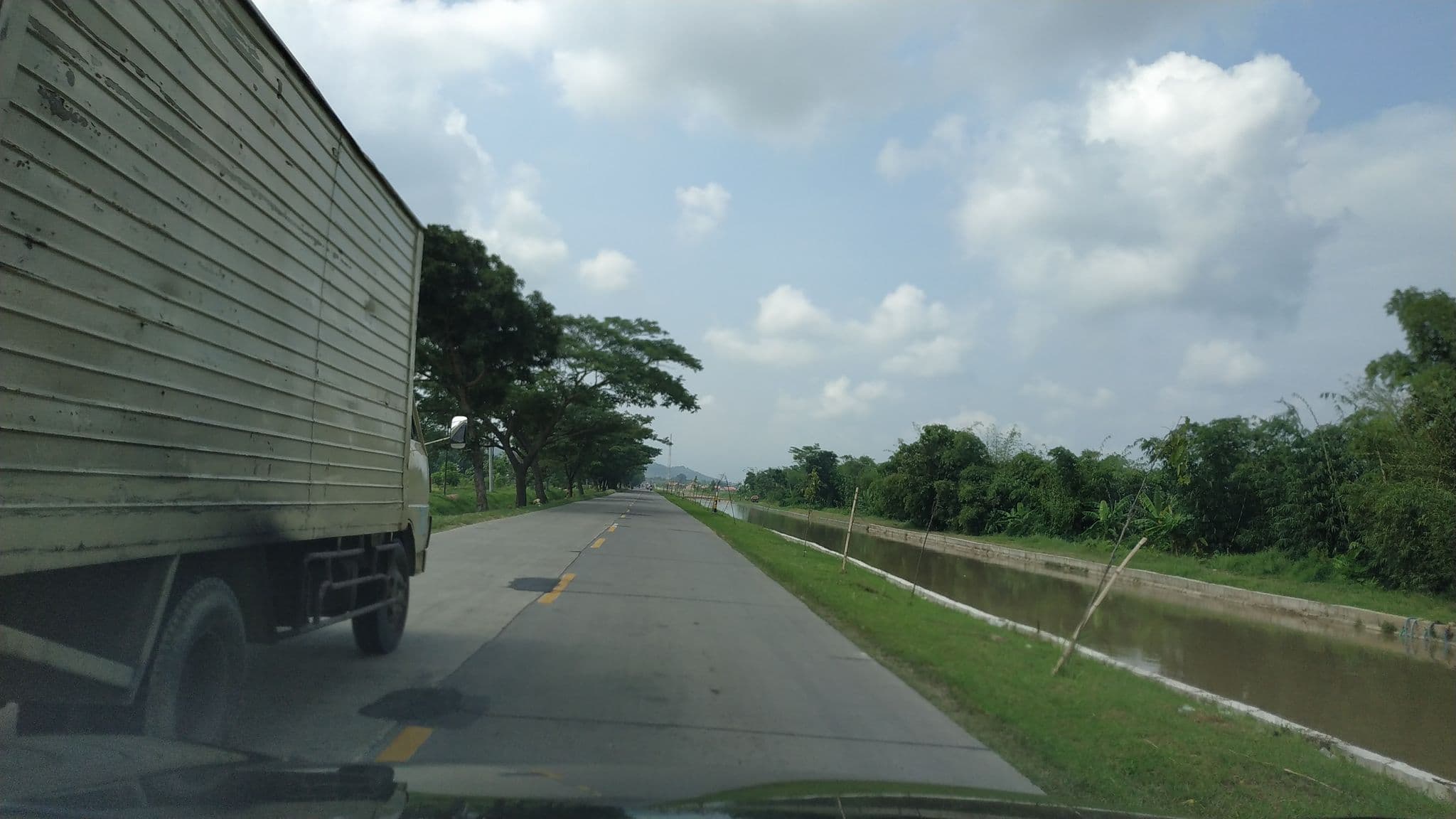 Street view near Baiyoke Sky Hotel, Margasari — © akrimullag (CC BY-SA · Mapillary)
