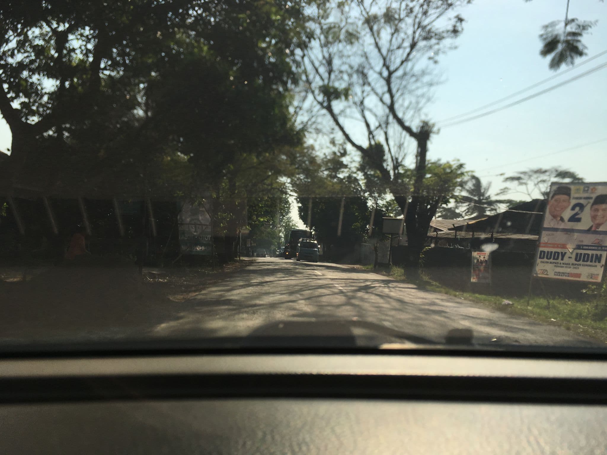Street view near Butik Hotel, Sumber — © dgozin (CC BY-SA · Mapillary)