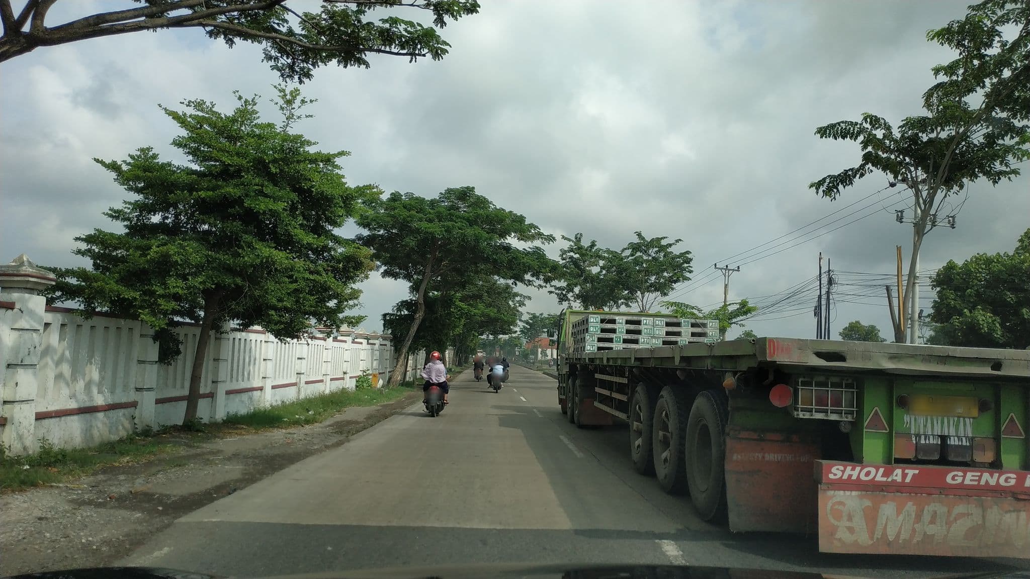 Street view near Room 716 Novotel, Bulakamba — © akrimullag (CC BY-SA · Mapillary)