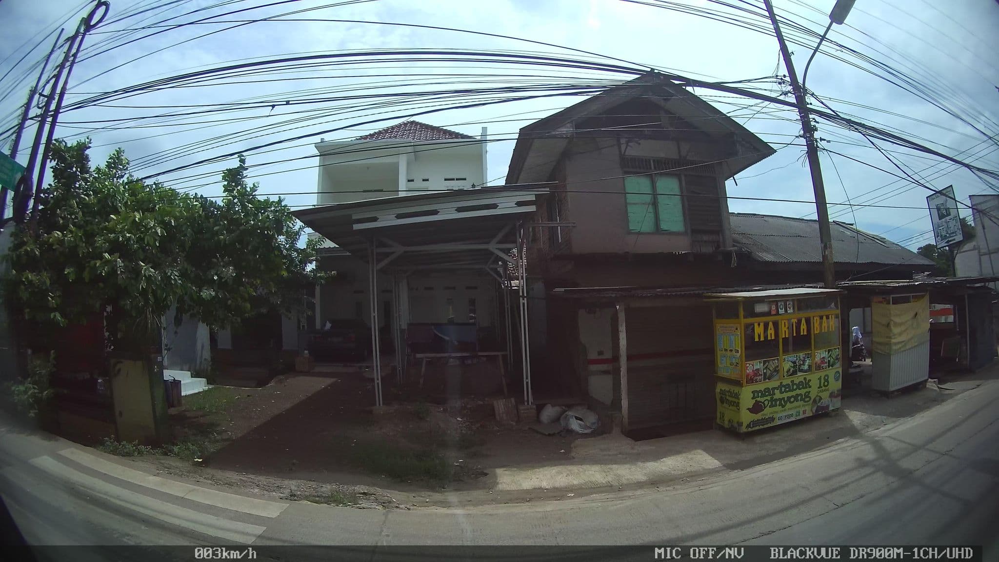 Street view near Asrama BUTTMKP, Bekasi — © kaart_2 (CC BY-SA · Mapillary)