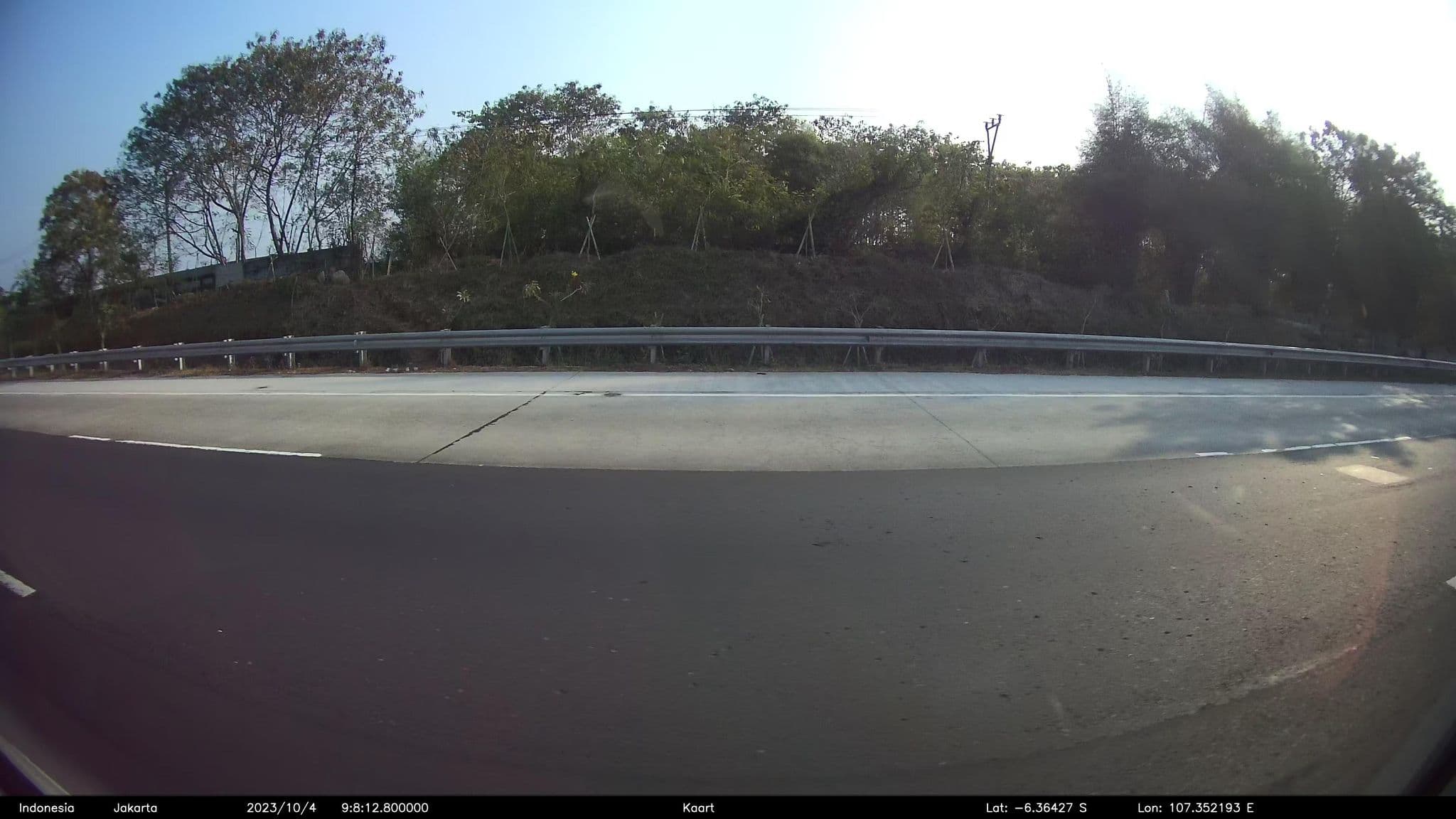 Street view near Horison, Karawang — © kaart_2 (CC BY-SA · Mapillary)