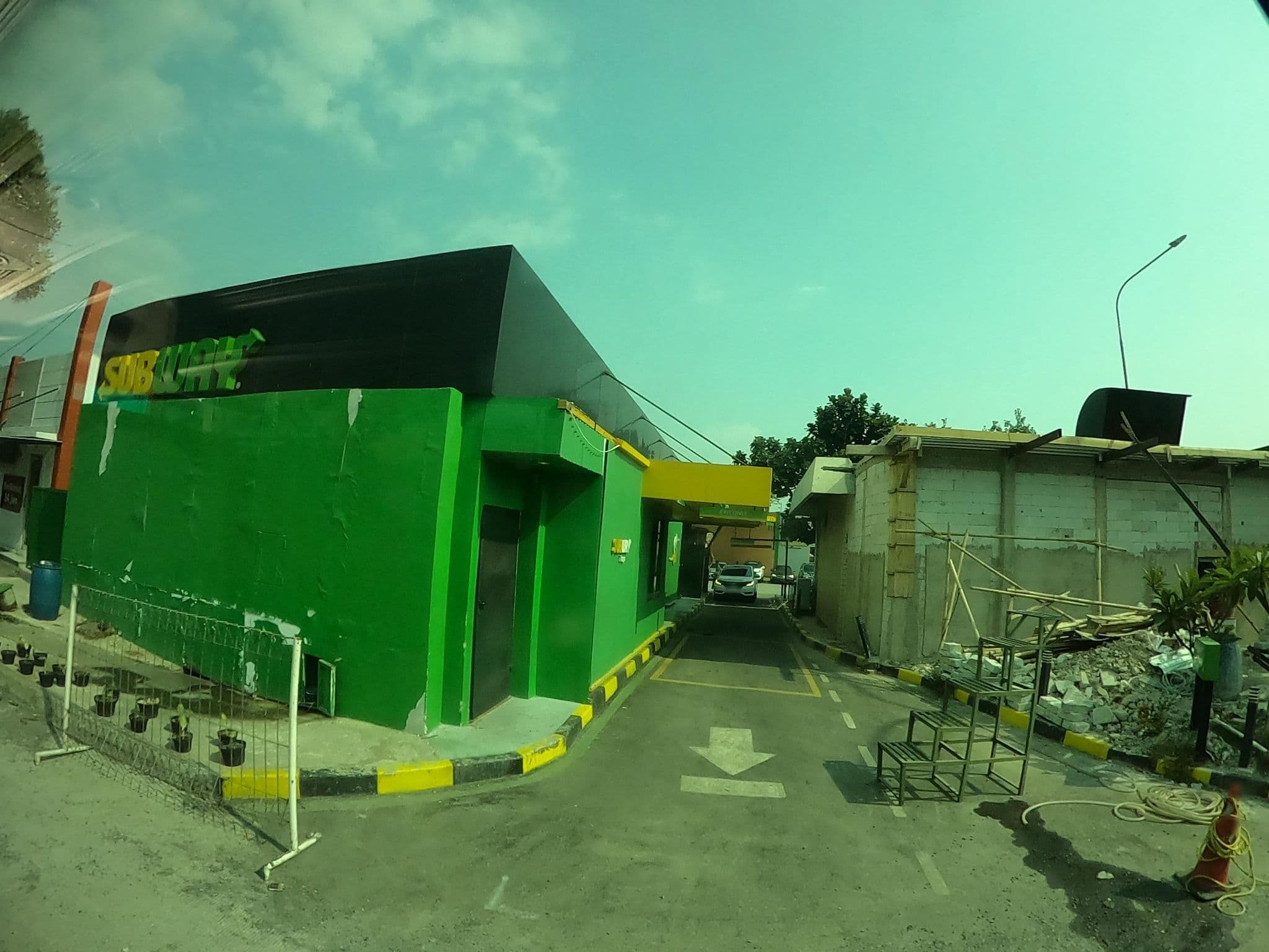 Street view near Horison Bandung, Karawang — © rgtm_ryuiki (CC BY-SA · Mapillary)