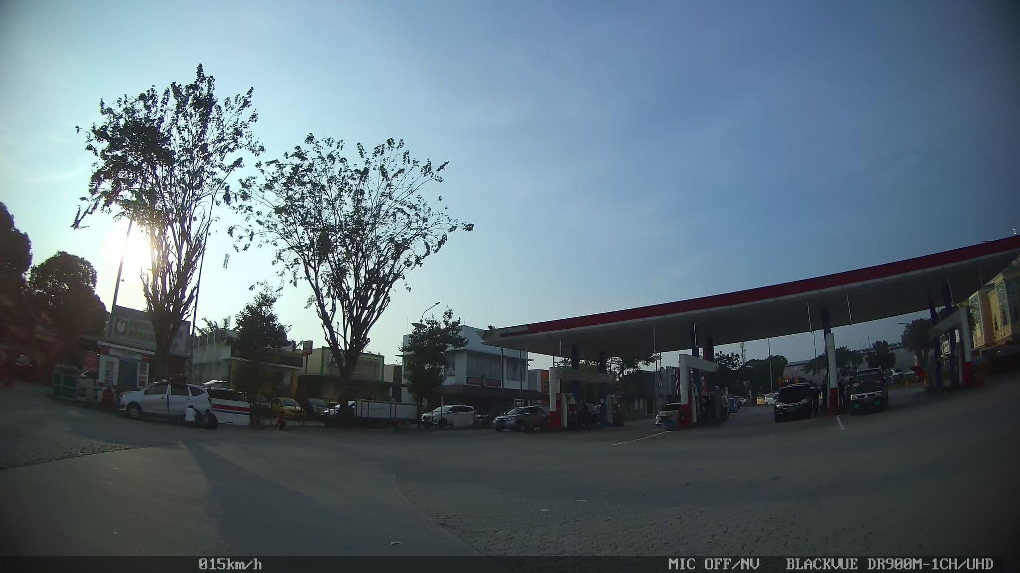 Street view near Garden permata hotel bandung, Karawang — © kaart5 (CC BY-SA · Mapillary)
