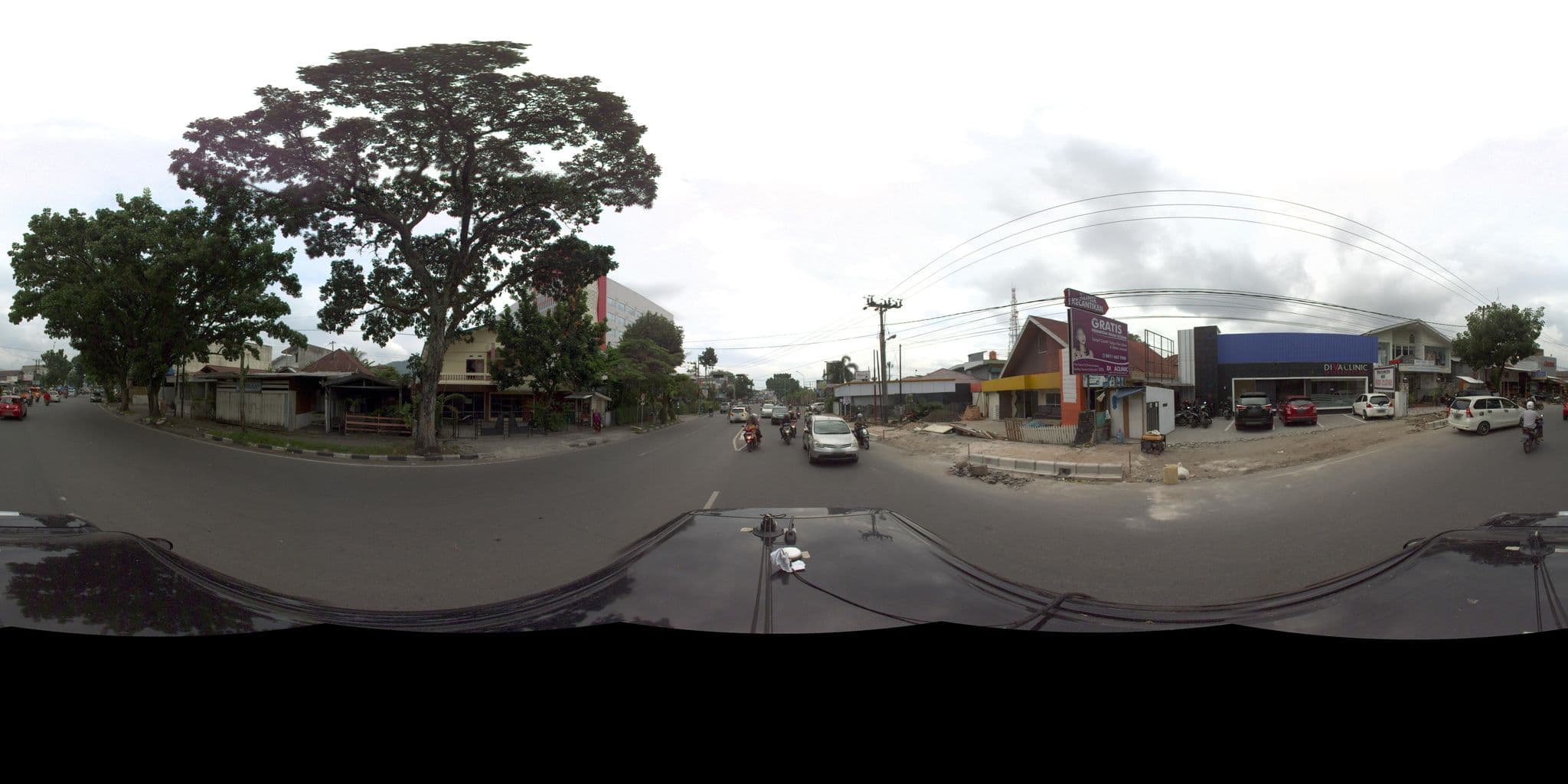 Street view near Hotel Bougenville, Padang — © sarahantos (CC BY-SA · Mapillary)