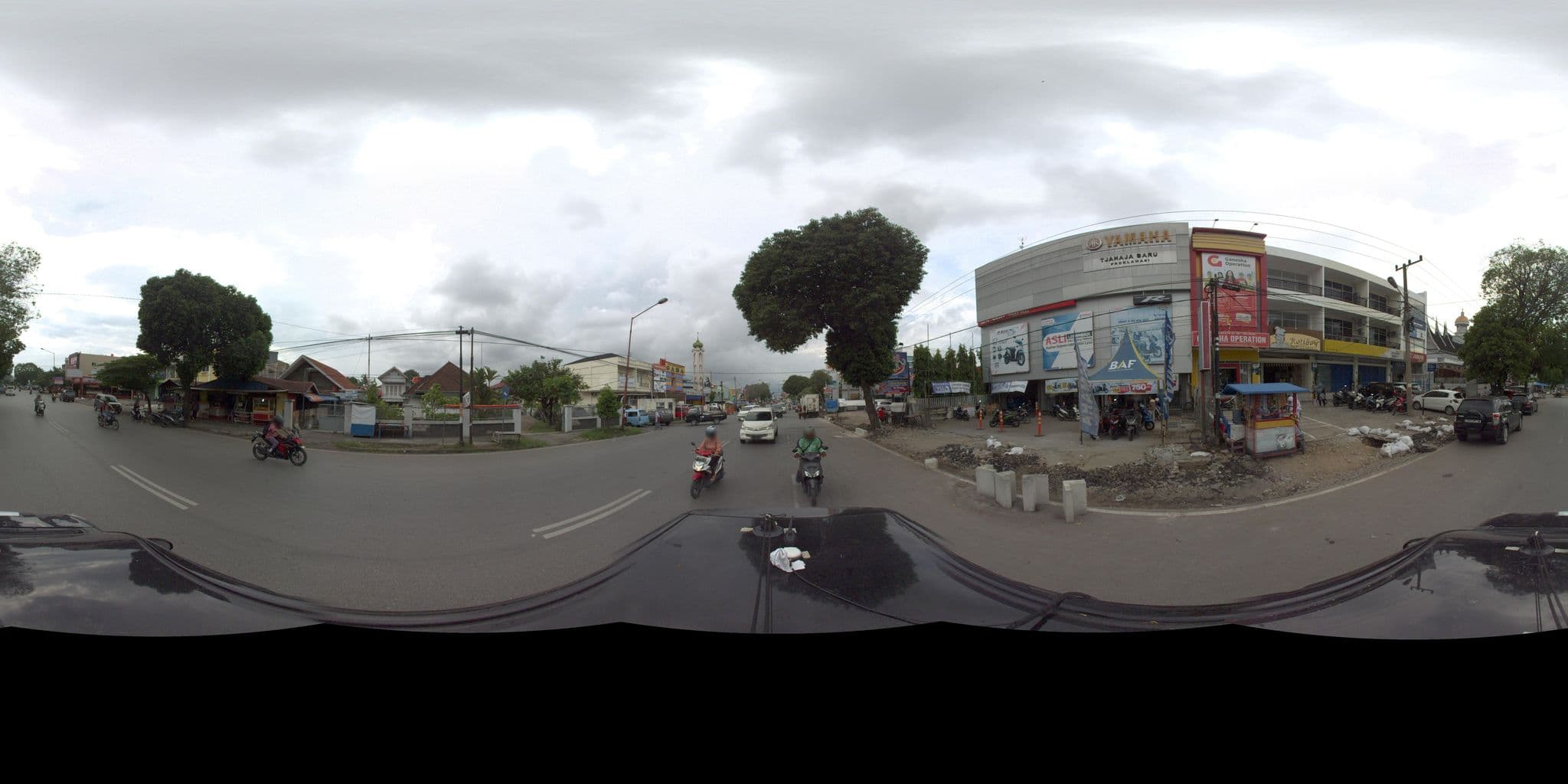 Street view near Hotel Sriwijaya, Padang — © sarahantos (CC BY-SA · Mapillary)
