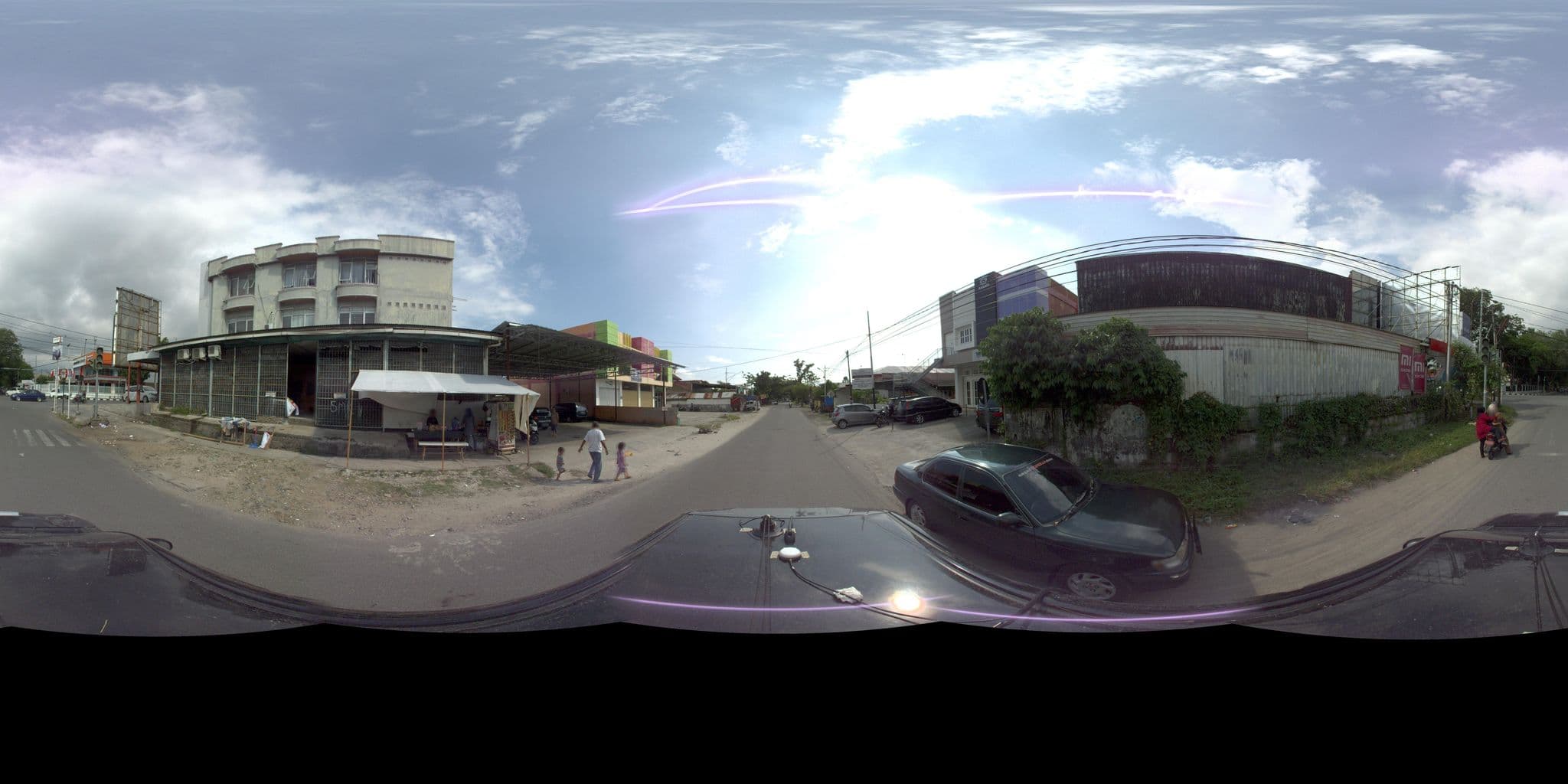 Street view near D'dhave Hotel Padang - Sumatera Barat, Padang — © sarahantos (CC BY-SA · Mapillary)