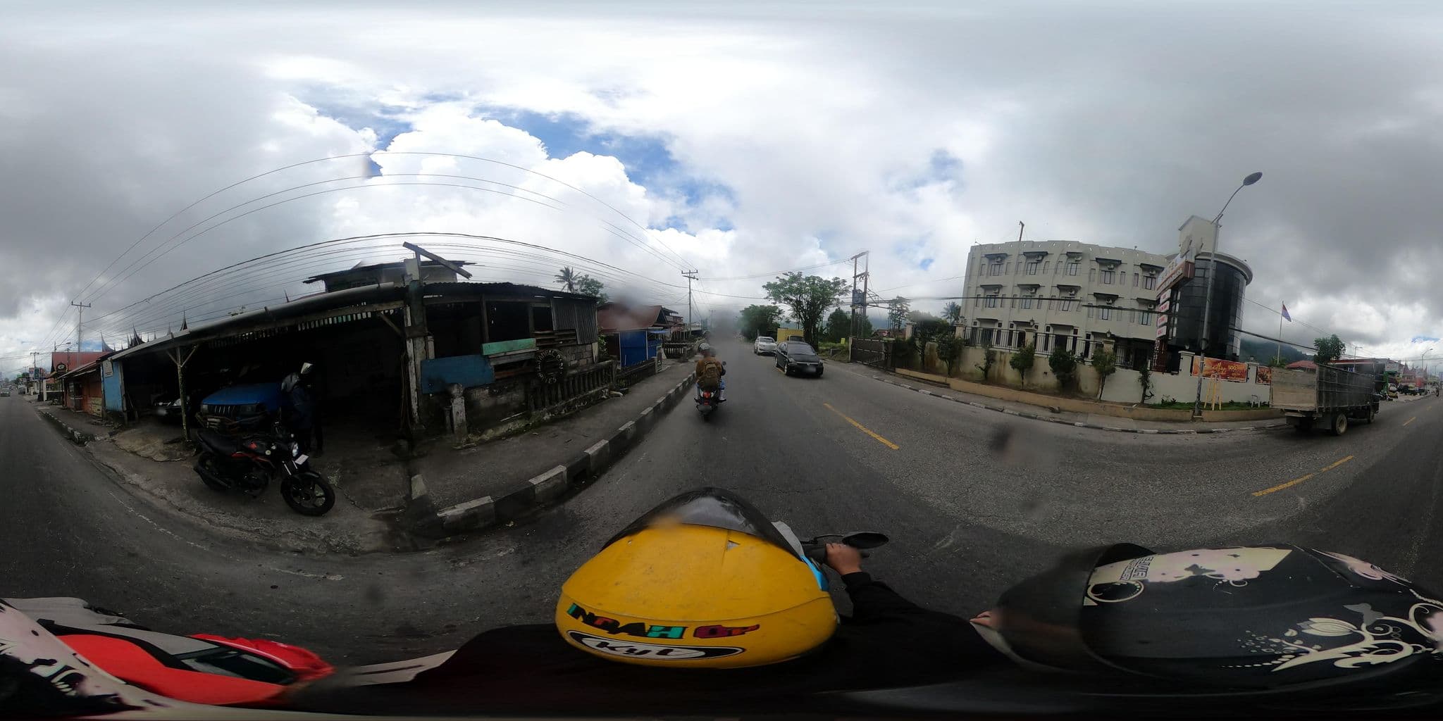 Street view near hotel flamenggo padang panjang, Padangpanjang — © rgtm_ryuiki (CC BY-SA · Mapillary)