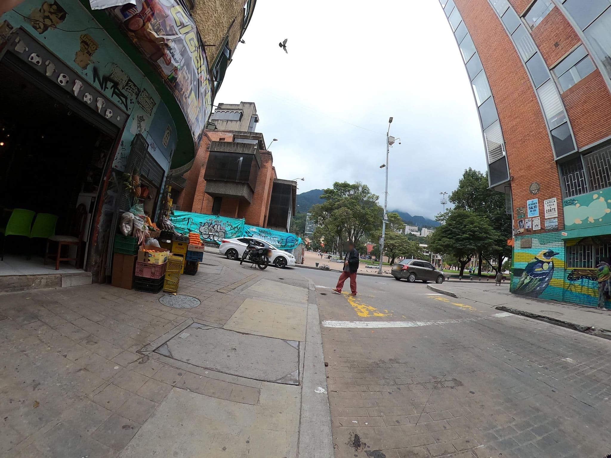 Street view near Hotel Lima, Bogotá