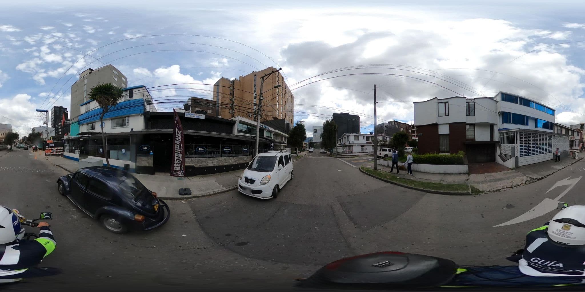 Street view near Casa Hotel San Agustin, Bogotá