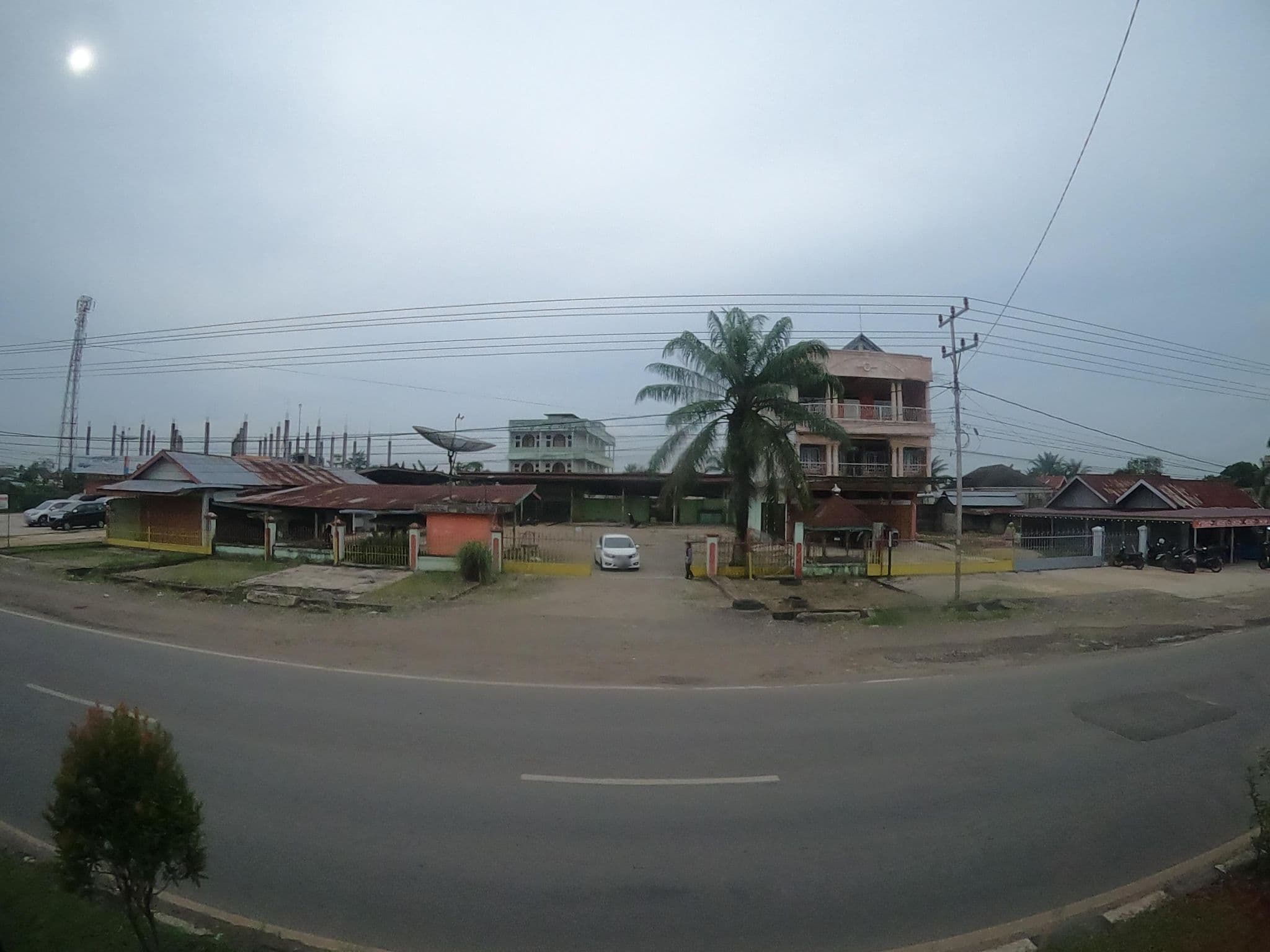 Street view near Wiltop Hotel, Muara Bungo — © rgtm_ryuiki (CC BY-SA · Mapillary)
