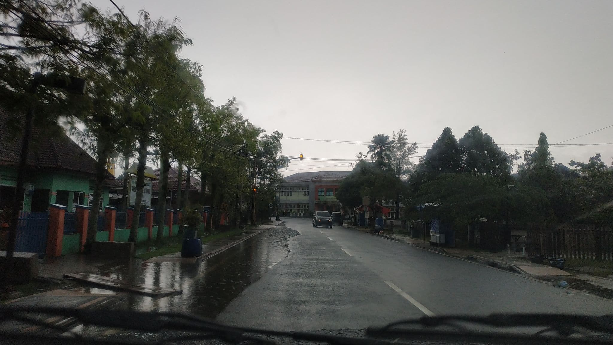 Street view near Wisma Embun Bunga, Kuala Cenaku — © hanifarafah (CC BY-SA · Mapillary)