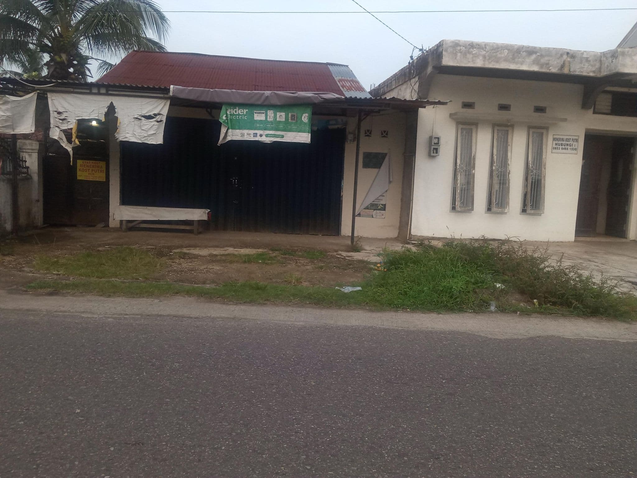 Street view near Rumah Kost Ratna, Jambi City — © danils (CC BY-SA · Mapillary)