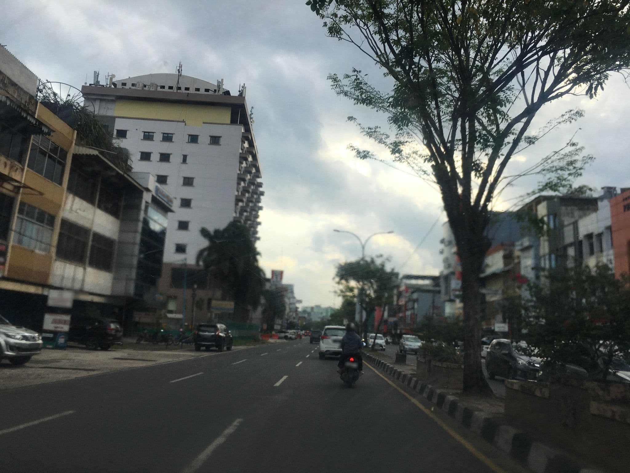 Street view near Veteran Homestay, Palembang — © rbelladinak_kaart (CC BY-SA · Mapillary)