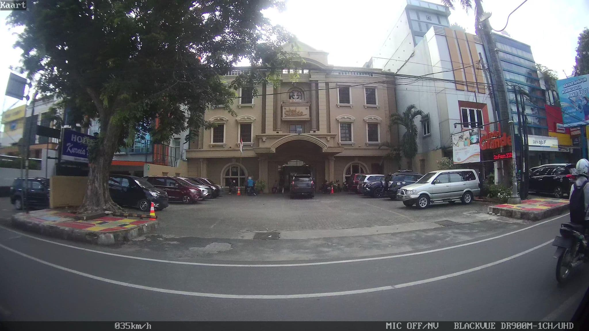 Street view near Hotel Kurnia 2, Bandar Lampung — © kaart_2 (CC BY-SA · Mapillary)