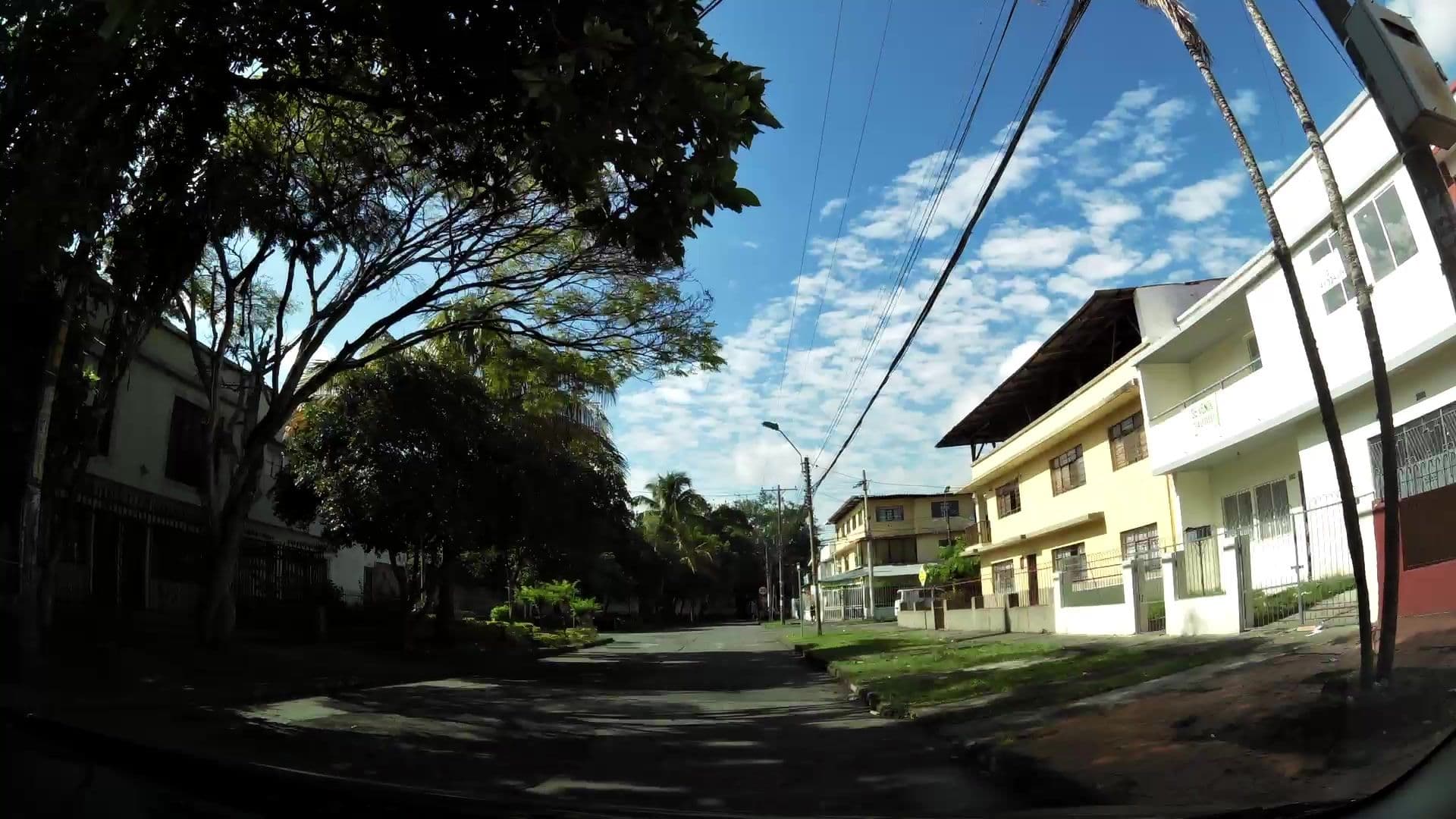 Street view near Hotel Champagnat, Cali