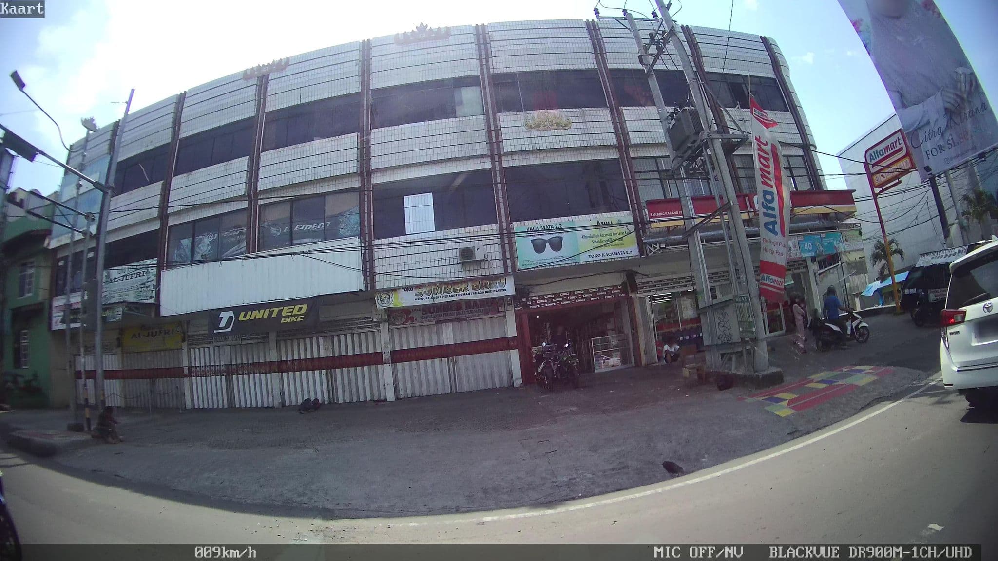 Street view near Hotel Ria, Bandar Lampung — © kaart_1 (CC BY-SA · Mapillary)