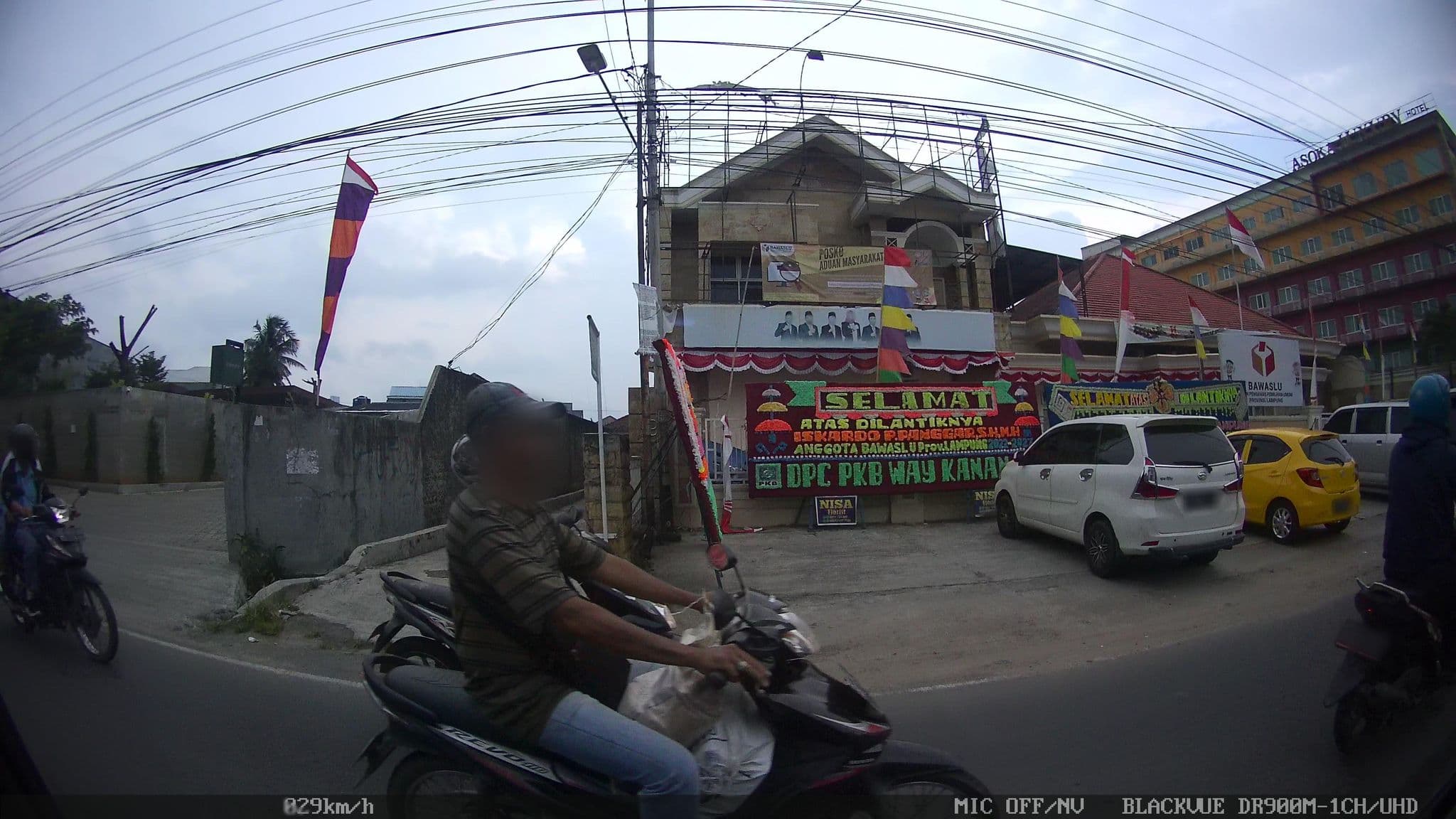 Street view near Hotel Daffam Luxury, Bandar Lampung — © kaart_2 (CC BY-SA · Mapillary)