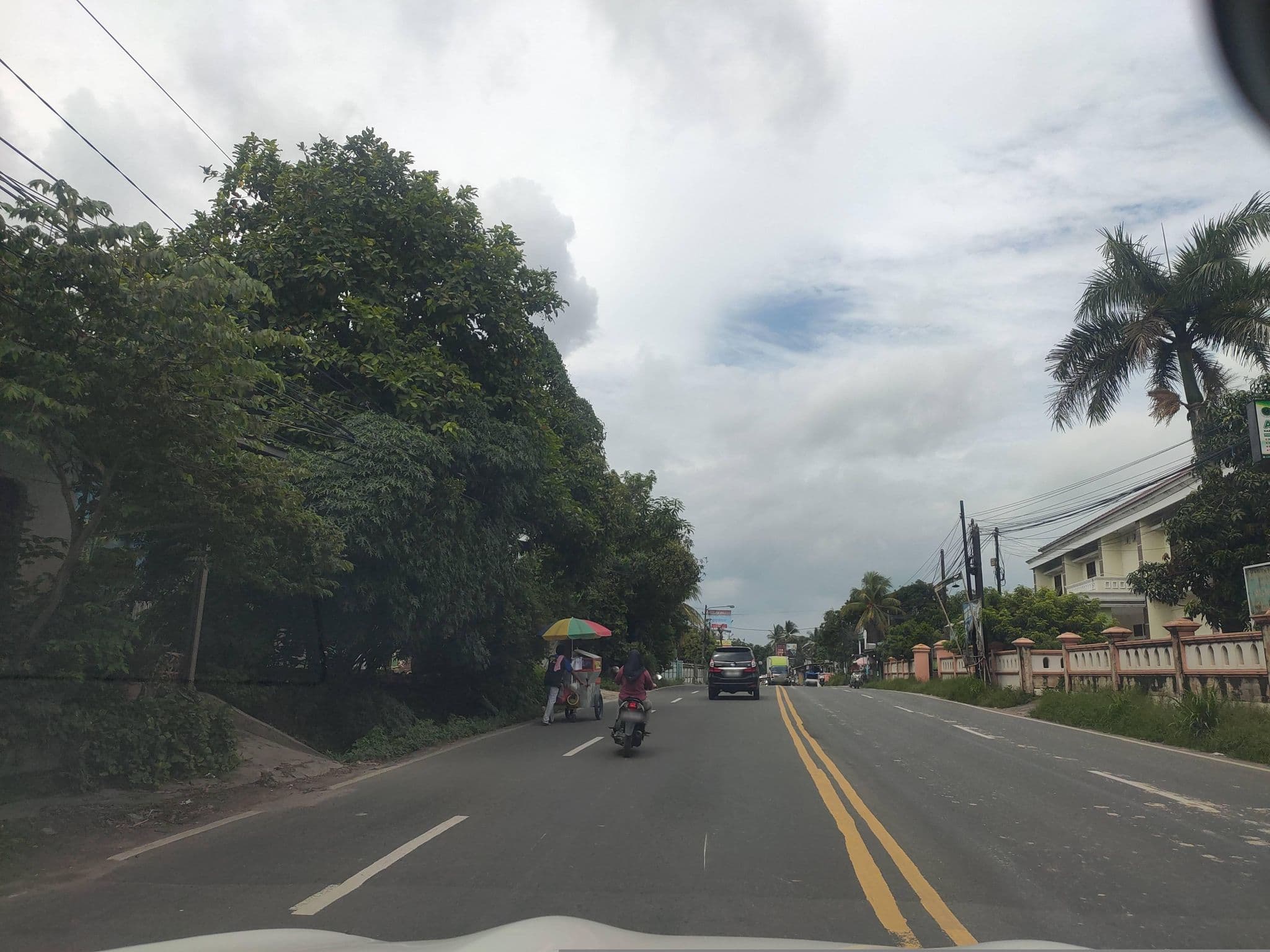 Street view near Aryaduta hotel, Serang — © Kaart_Local (CC BY-SA · Mapillary)