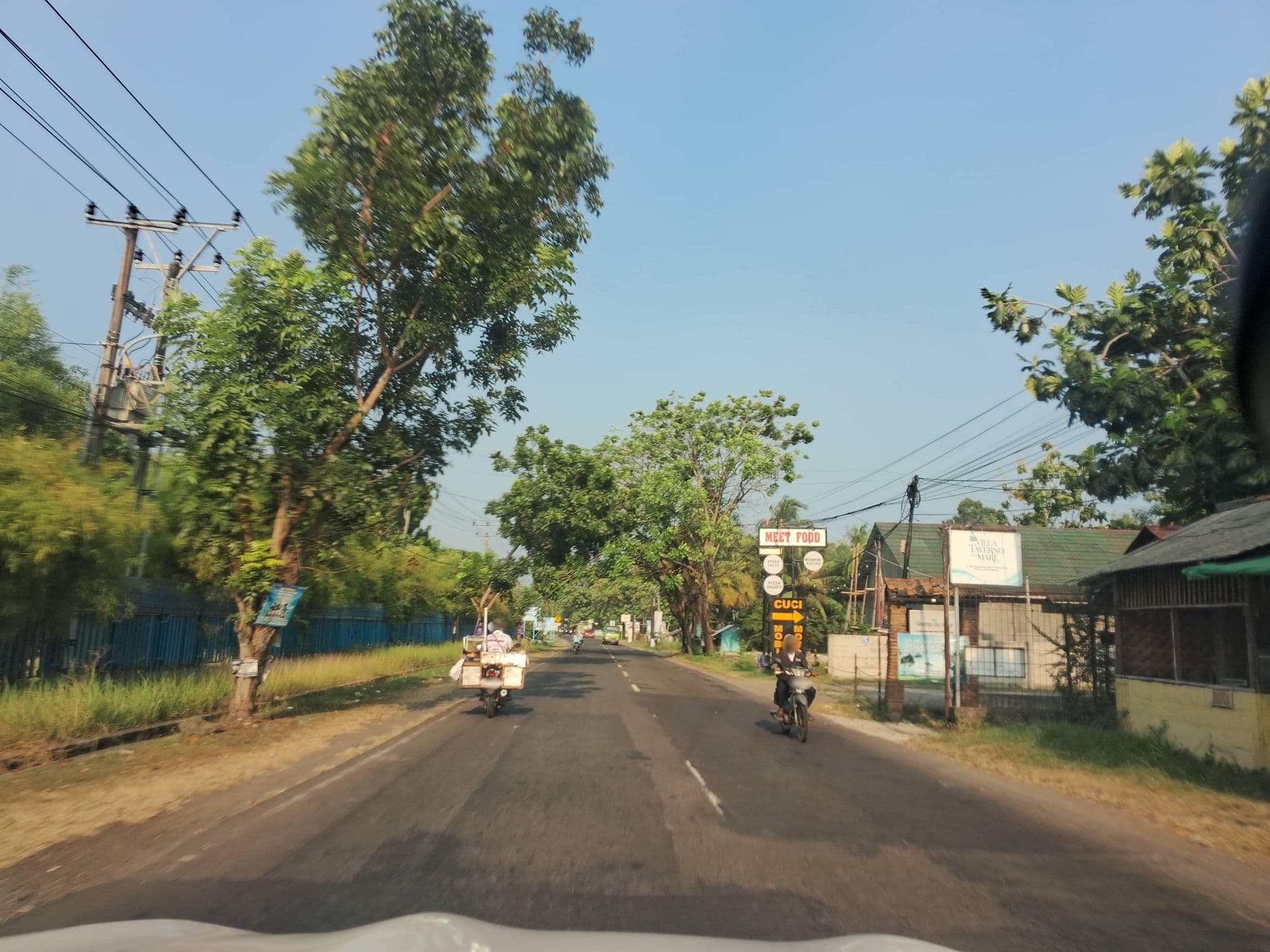 Street view near Mambruk Restaurant, Cilegon — © Kaart_Local (CC BY-SA · Mapillary)