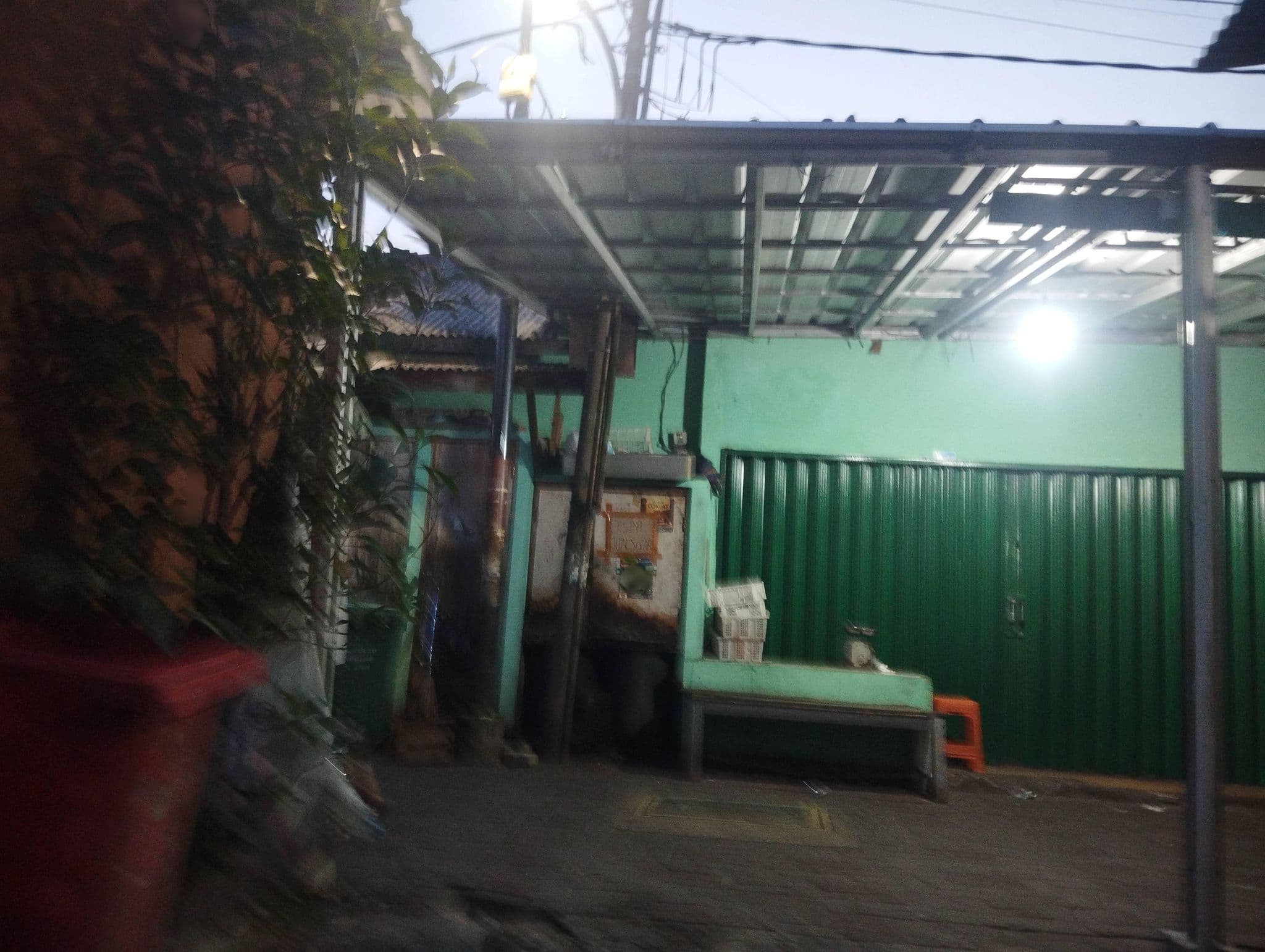 Street view near Penginapan Permata, Teluknaga — © AzizBudiman (CC BY-SA · Mapillary)