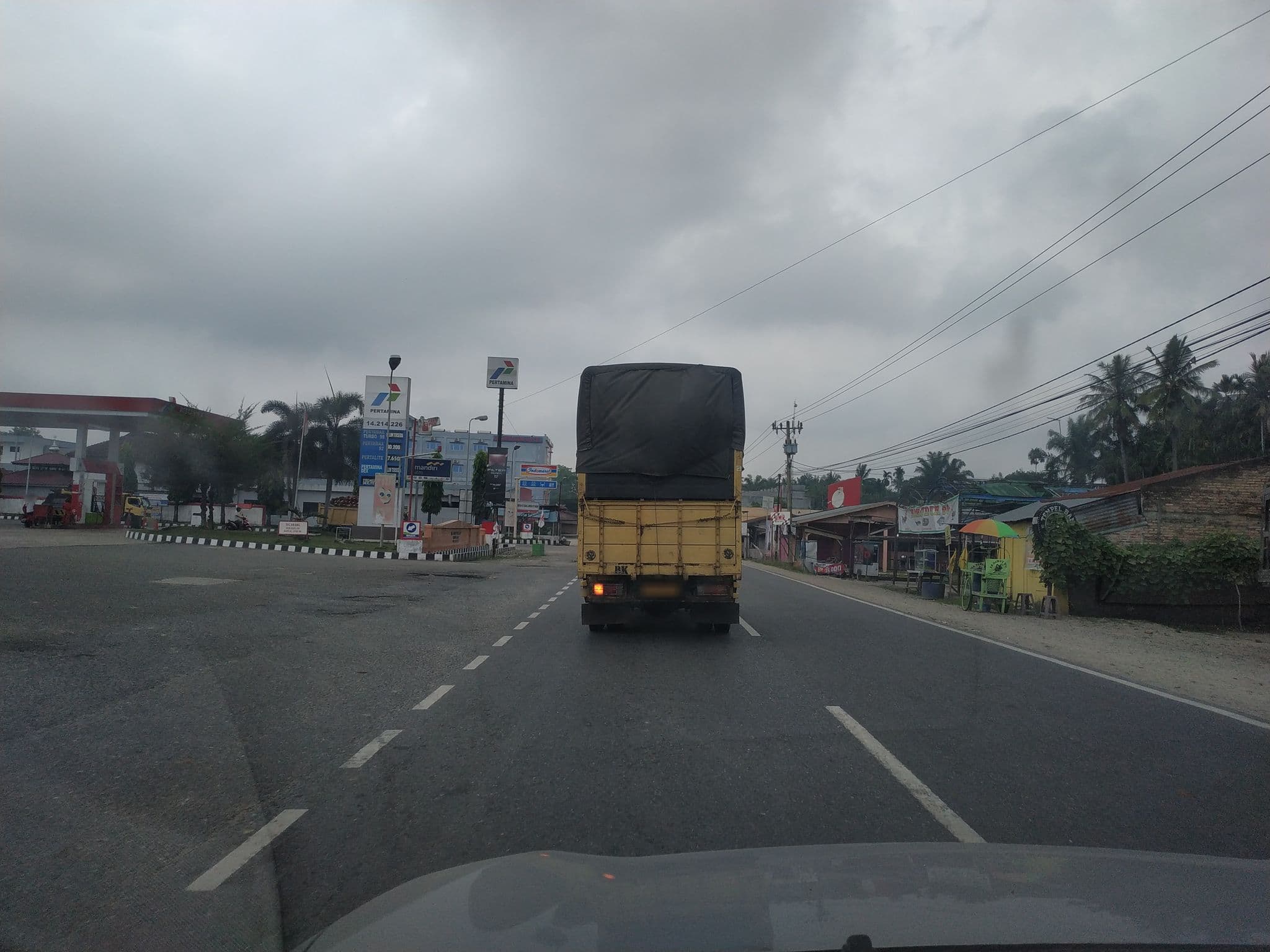 Street view near Hotel Sudi Mampir, Rantauprapat — © yeniprimasari3094 (CC BY-SA · Mapillary)
