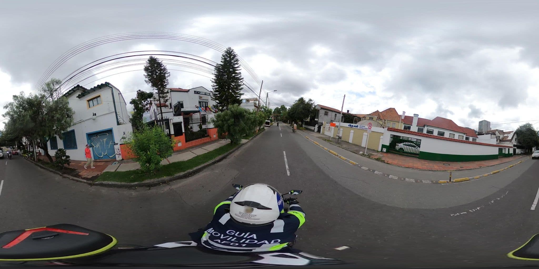 Street view near laney lodge, Bogotá