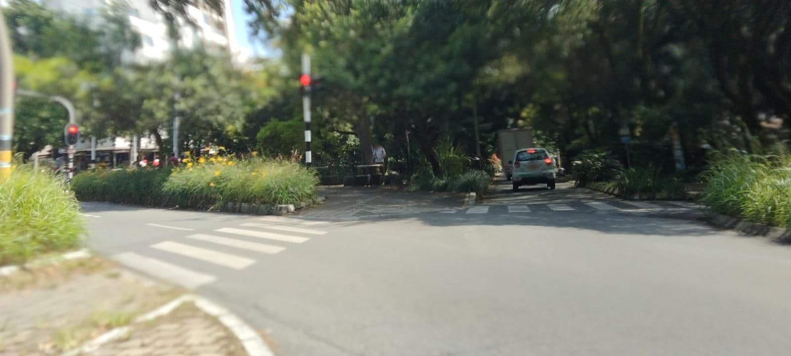 Street view near Zona Verde, Medellín
