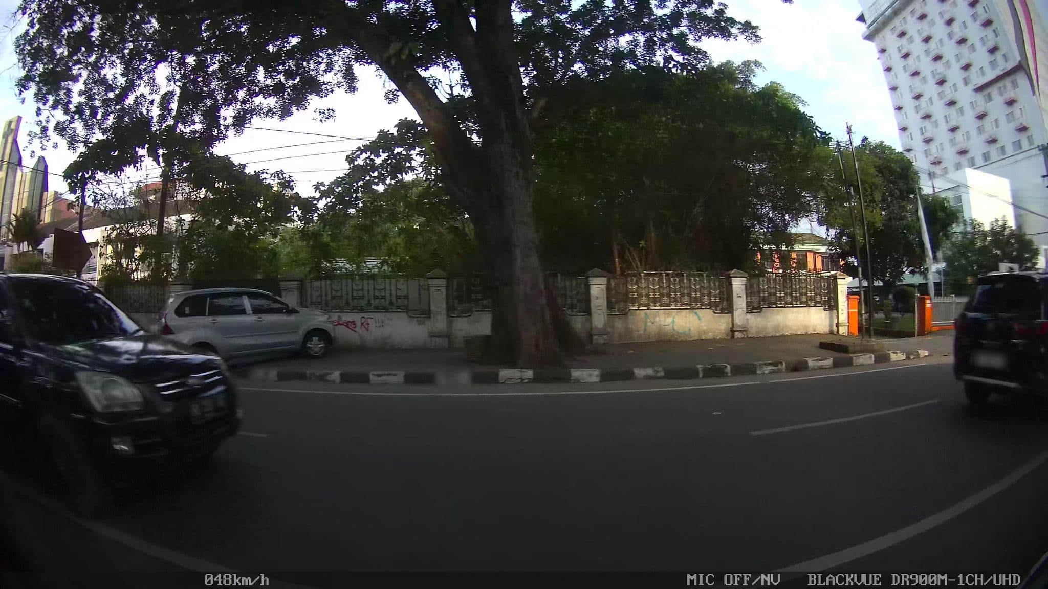 Street view near Hotel Anaya, Medan — © kaart_2 (CC BY-SA · Mapillary)