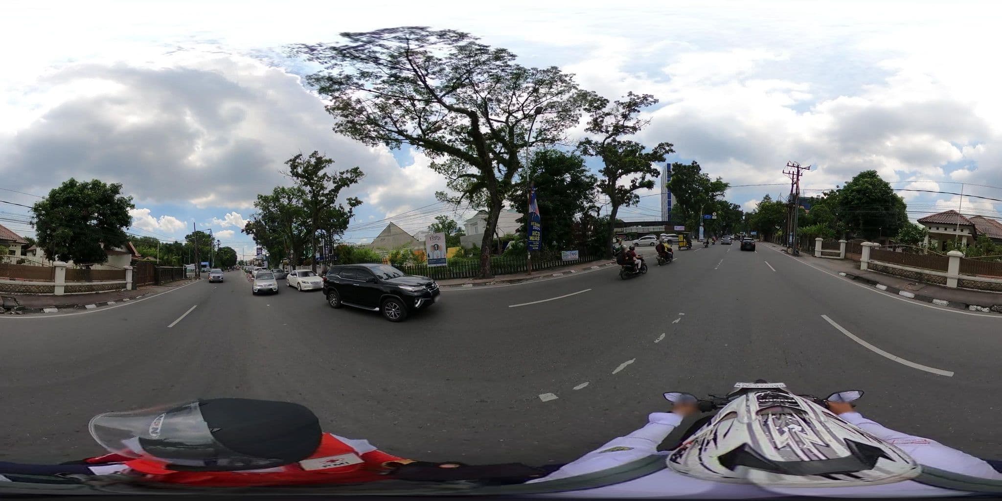 Street view near Wisma hari kota, Medan — © danbjoseph (CC BY-SA · Mapillary)