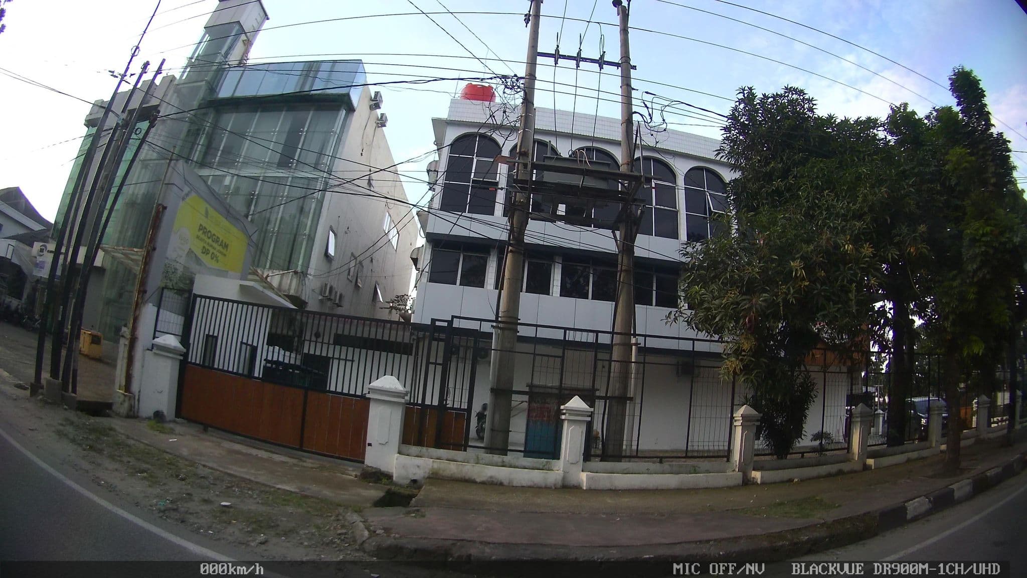 Street view near Horison, Medan — © kaart_2 (CC BY-SA · Mapillary)