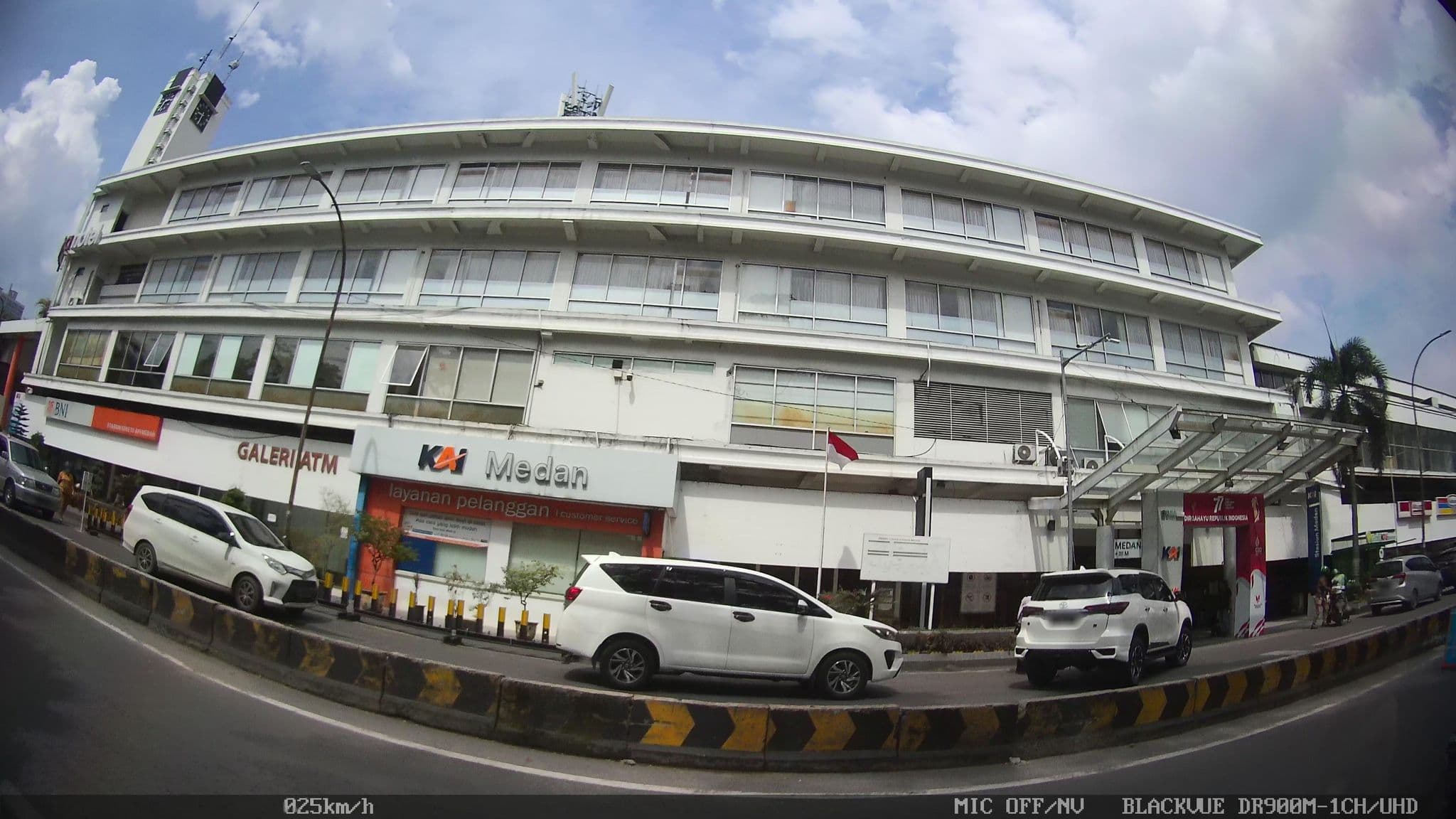 Street view near d'prima hotel, Medan — © kaart_2 (CC BY-SA · Mapillary)