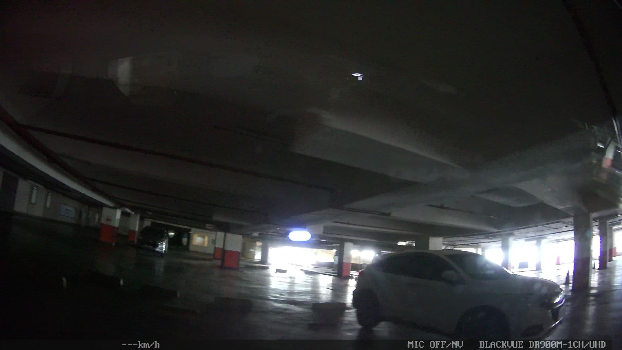 Street view near Swimming Pool, Medan — © kaart_2 (CC BY-SA · Mapillary)